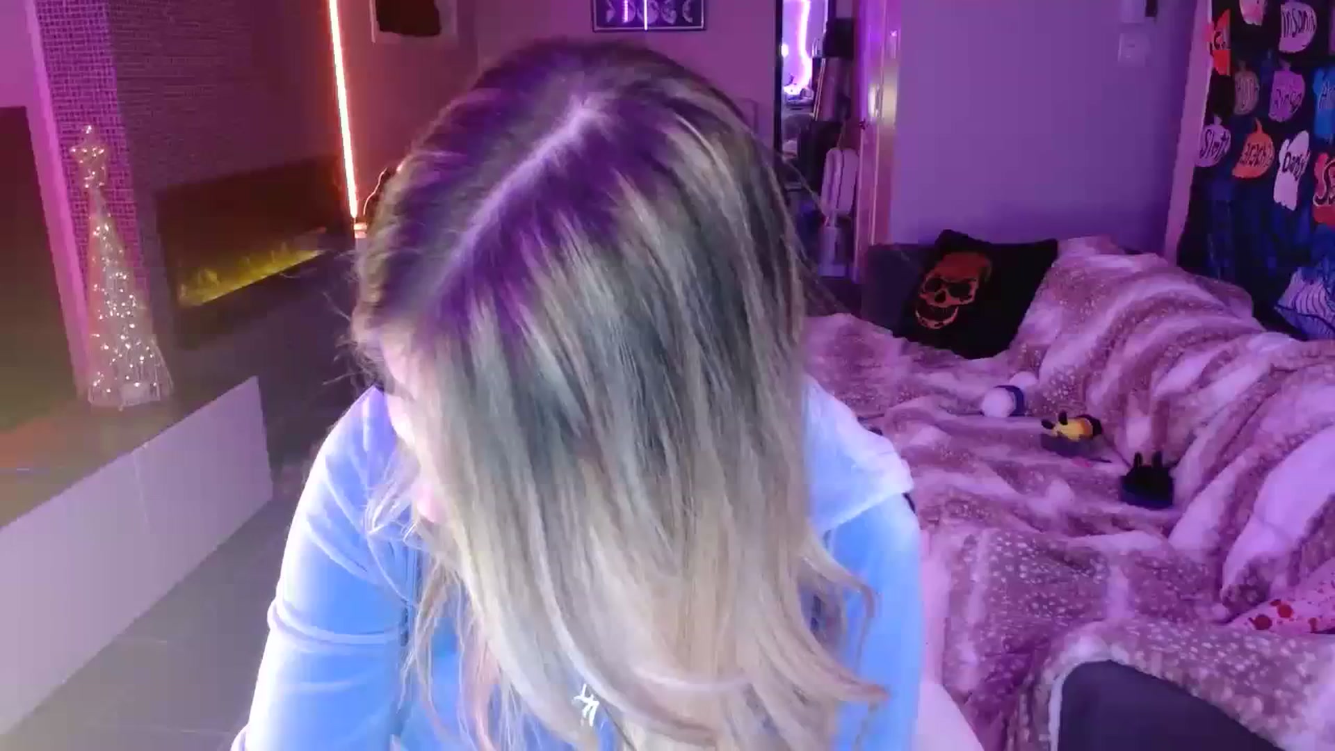 Gallery image thumbnail from Serafina's myfreecams stream on, 11/21/2023, 05:44 image 1 of 20