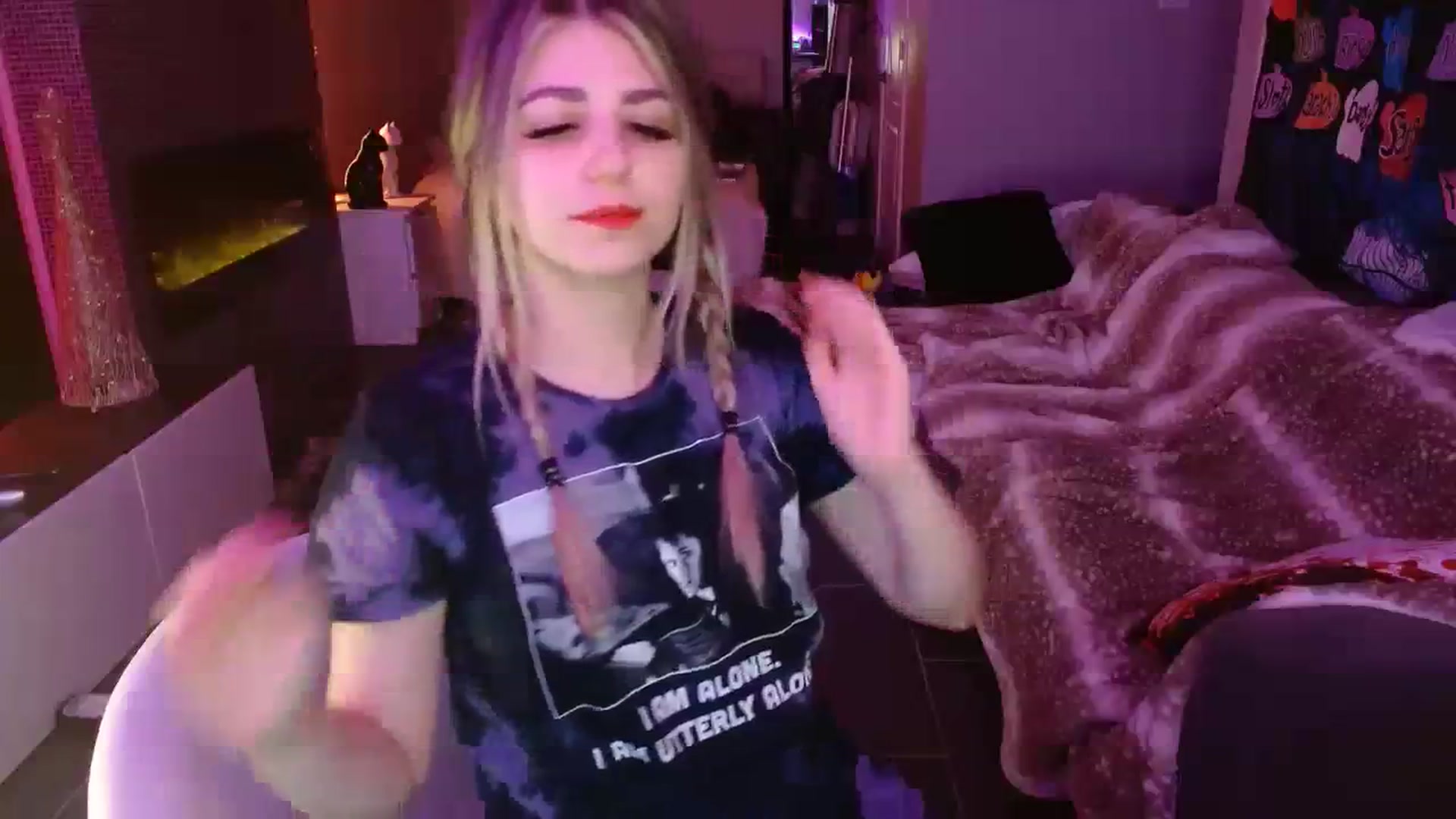 Gallery image thumbnail from Serafina's myfreecams stream on, 11/28/2023, 04:19 image 17 of 20