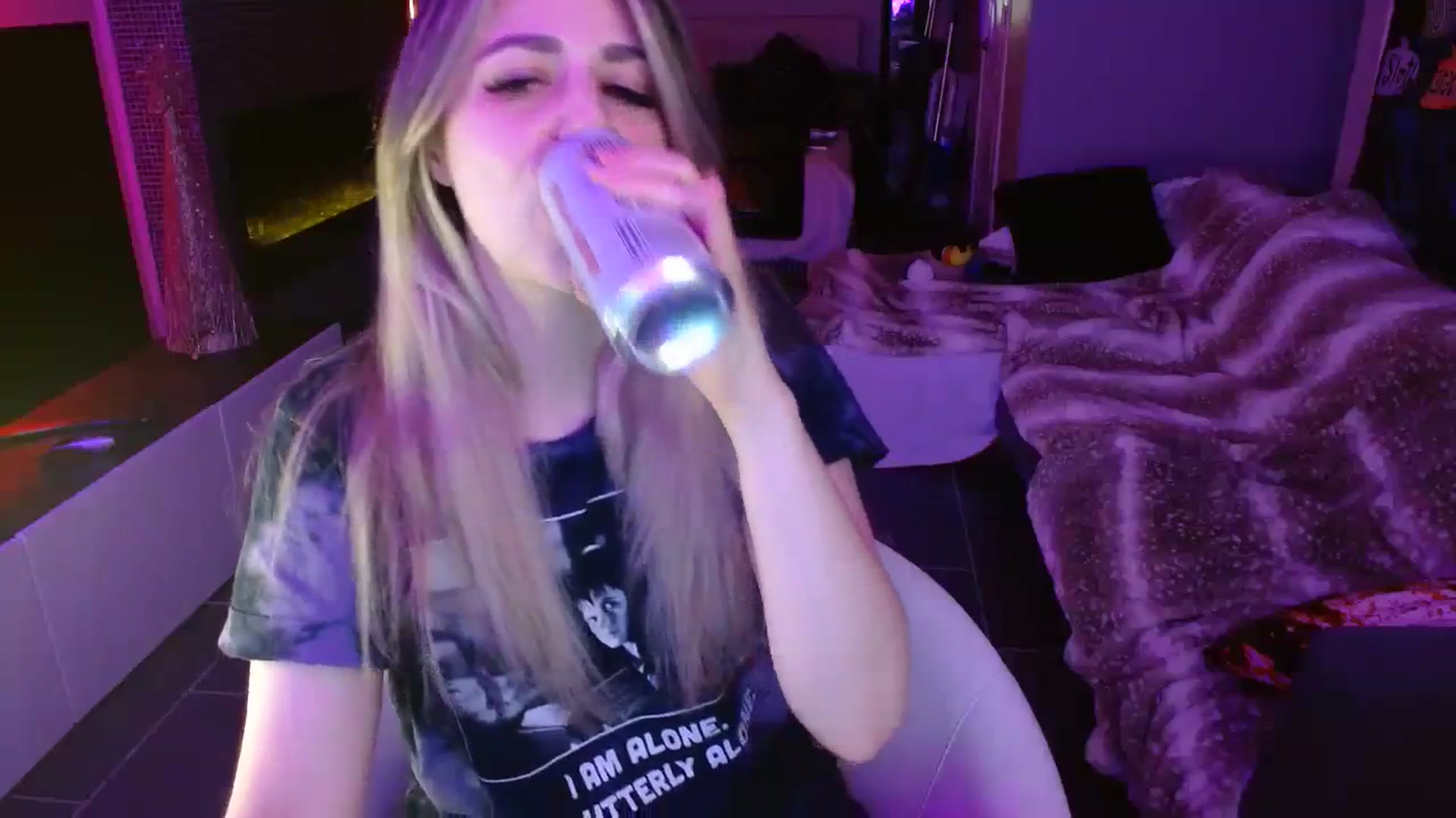 Gallery image thumbnail from Serafina's myfreecams stream on, 11/28/2023, 06:51 image 4 of 20