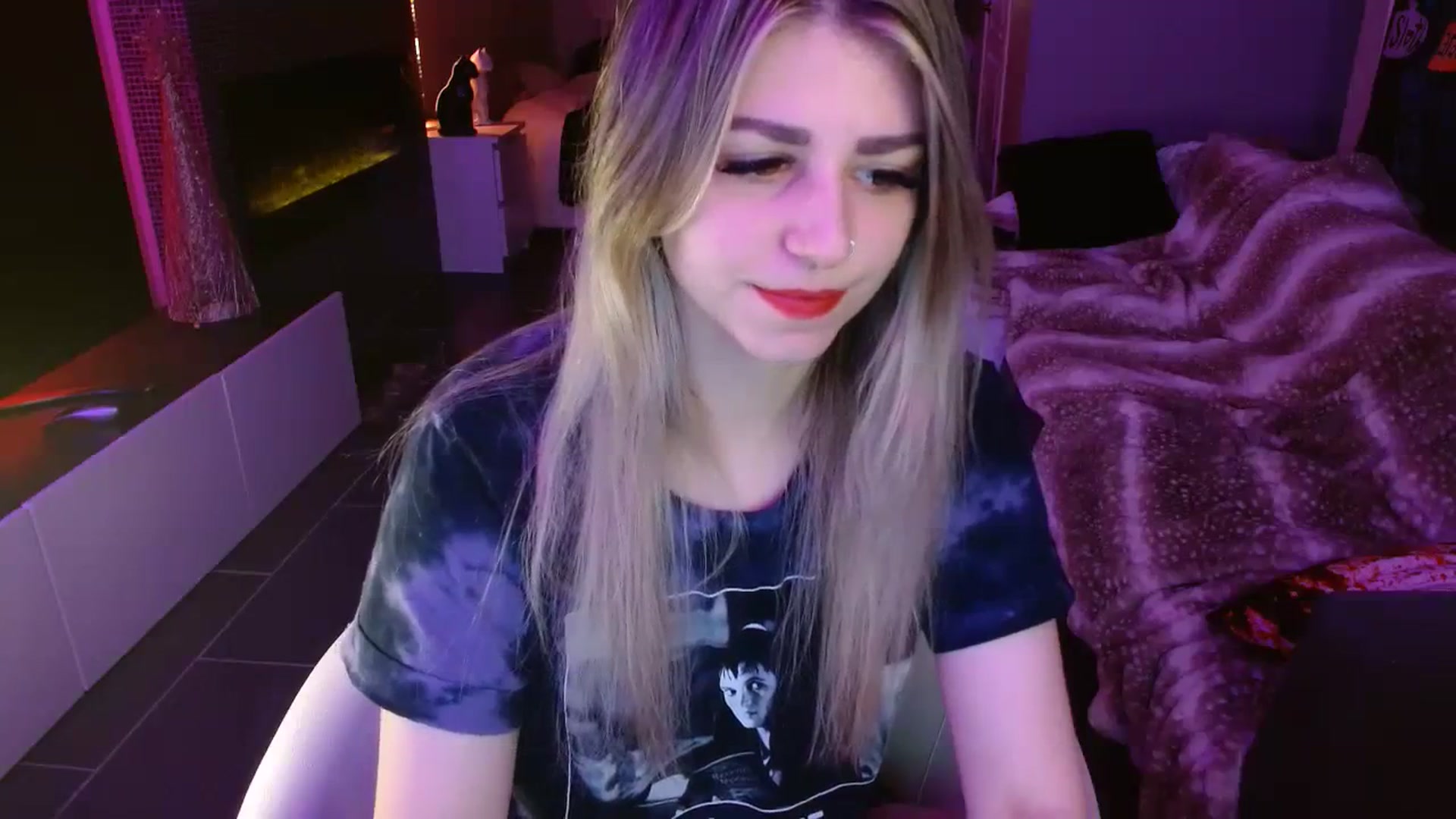 Gallery image thumbnail from Serafina's myfreecams stream on, 11/28/2023, 06:51 image 18 of 20