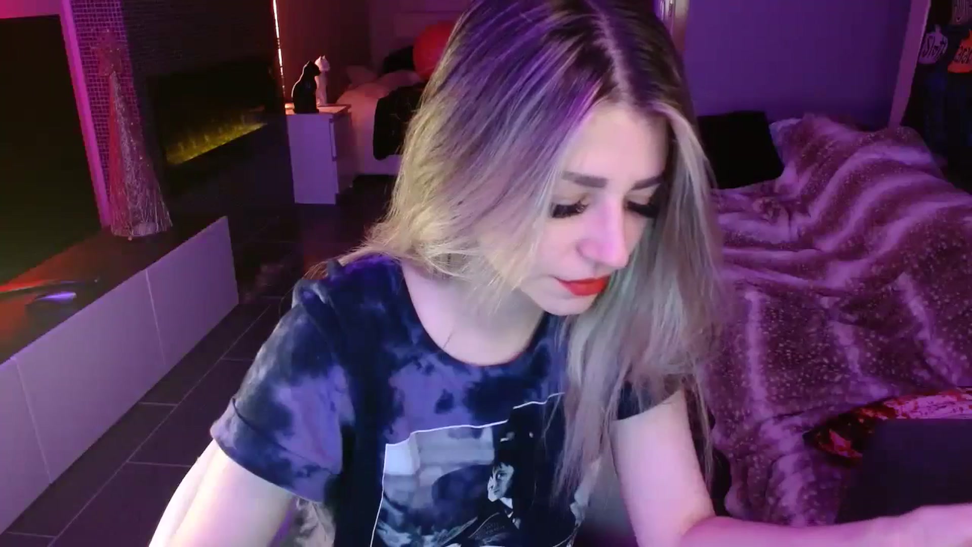 Gallery image thumbnail from Serafina's myfreecams stream on, 11/28/2023, 06:51 image 10 of 20