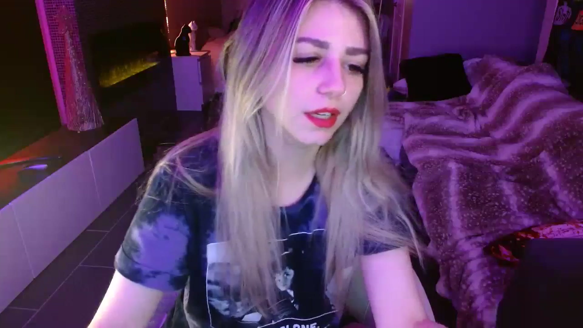 Gallery image thumbnail from Serafina's myfreecams stream on, 11/28/2023, 06:51 image 12 of 20