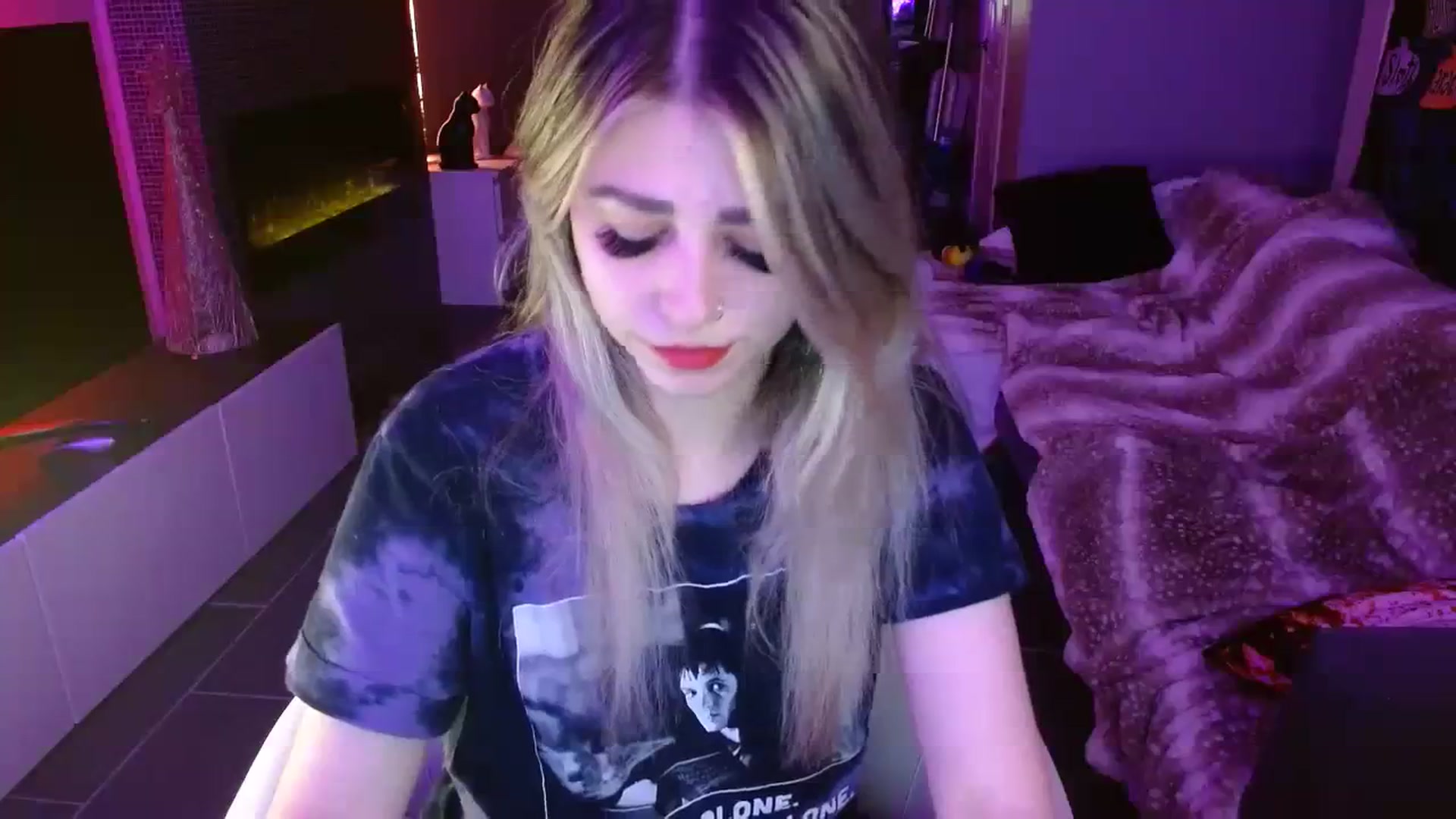 Gallery image thumbnail from Serafina's myfreecams stream on, 11/28/2023, 06:51 image 8 of 20