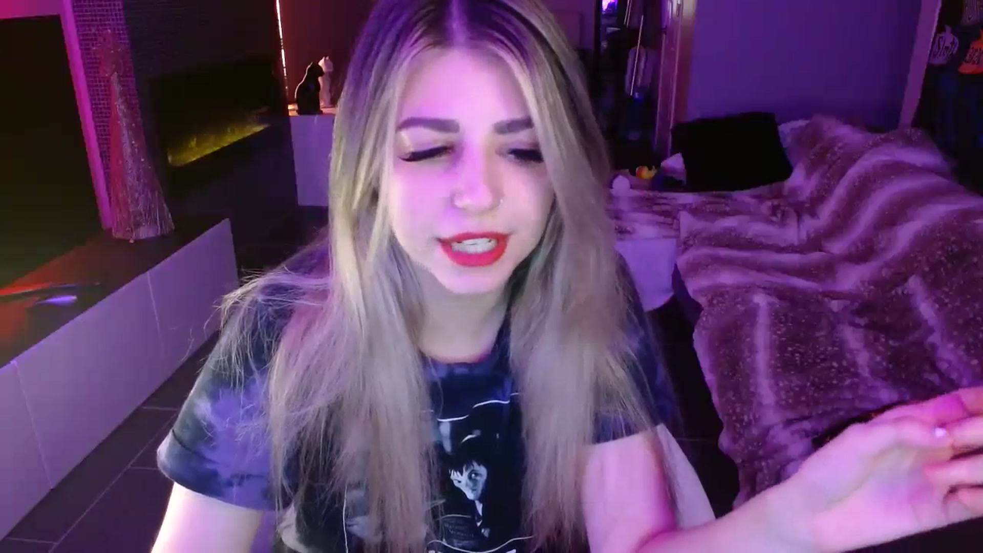 Gallery image thumbnail from Serafina's myfreecams stream on, 11/28/2023, 06:51 image 3 of 20