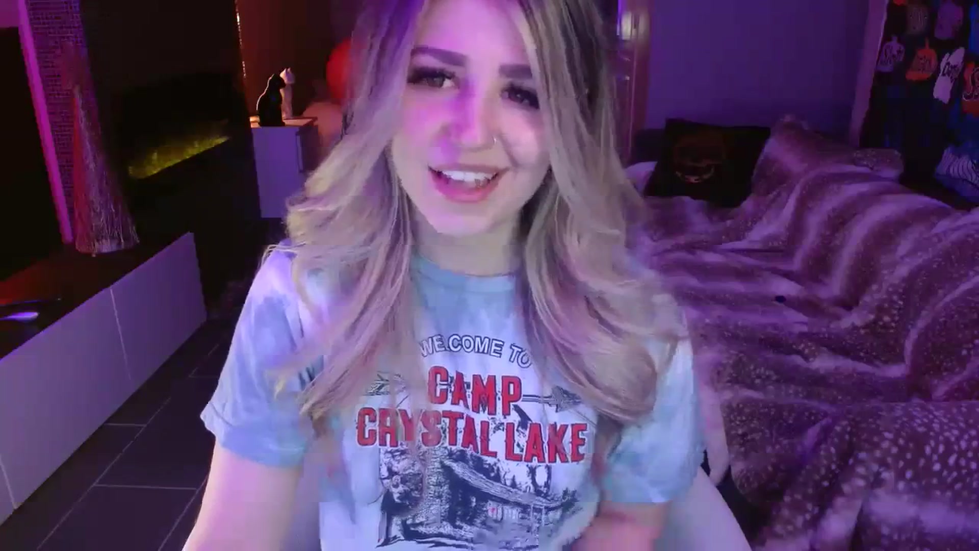 Gallery image thumbnail from Serafina's myfreecams stream on, 11/30/2023, 03:25 image 19 of 20