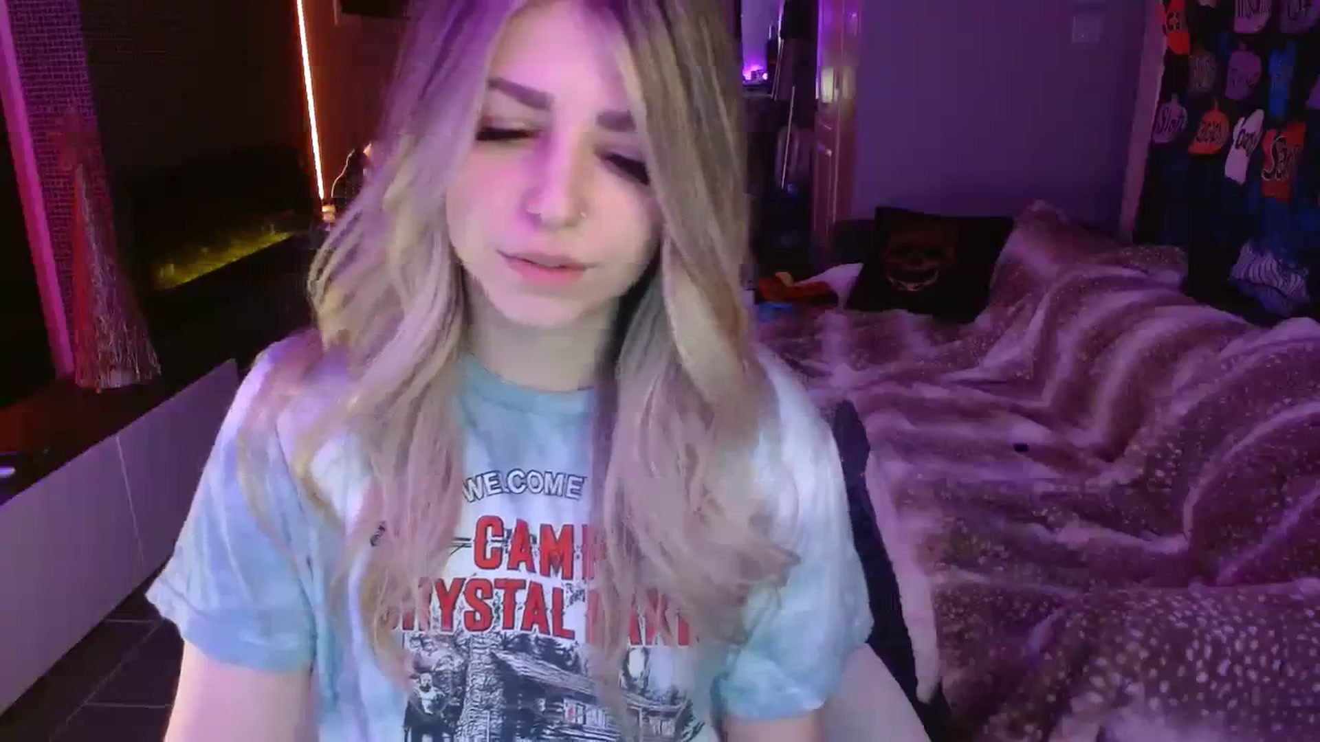Gallery image thumbnail from Serafina's myfreecams stream on, 11/30/2023, 03:25 image 8 of 20