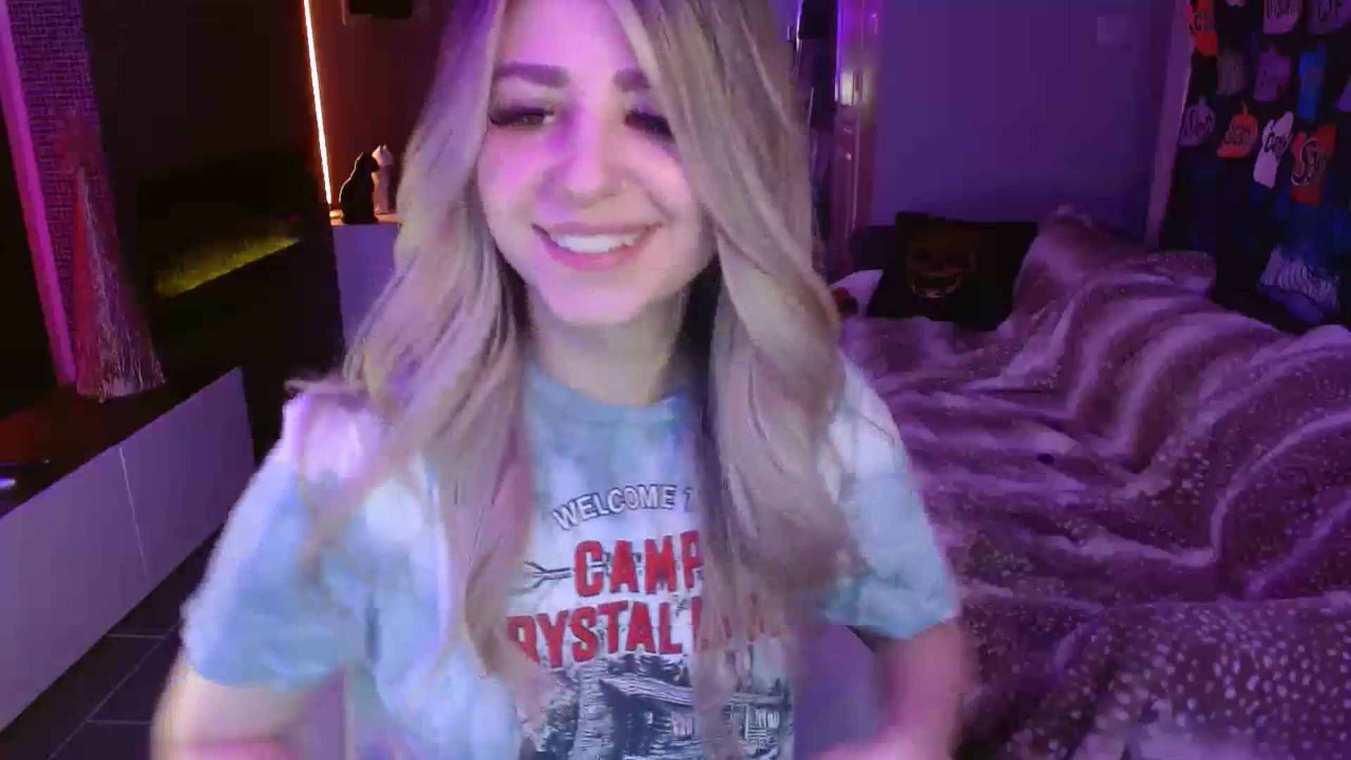 Gallery image thumbnail from Serafina's myfreecams stream on, 11/30/2023, 03:25 image 9 of 20