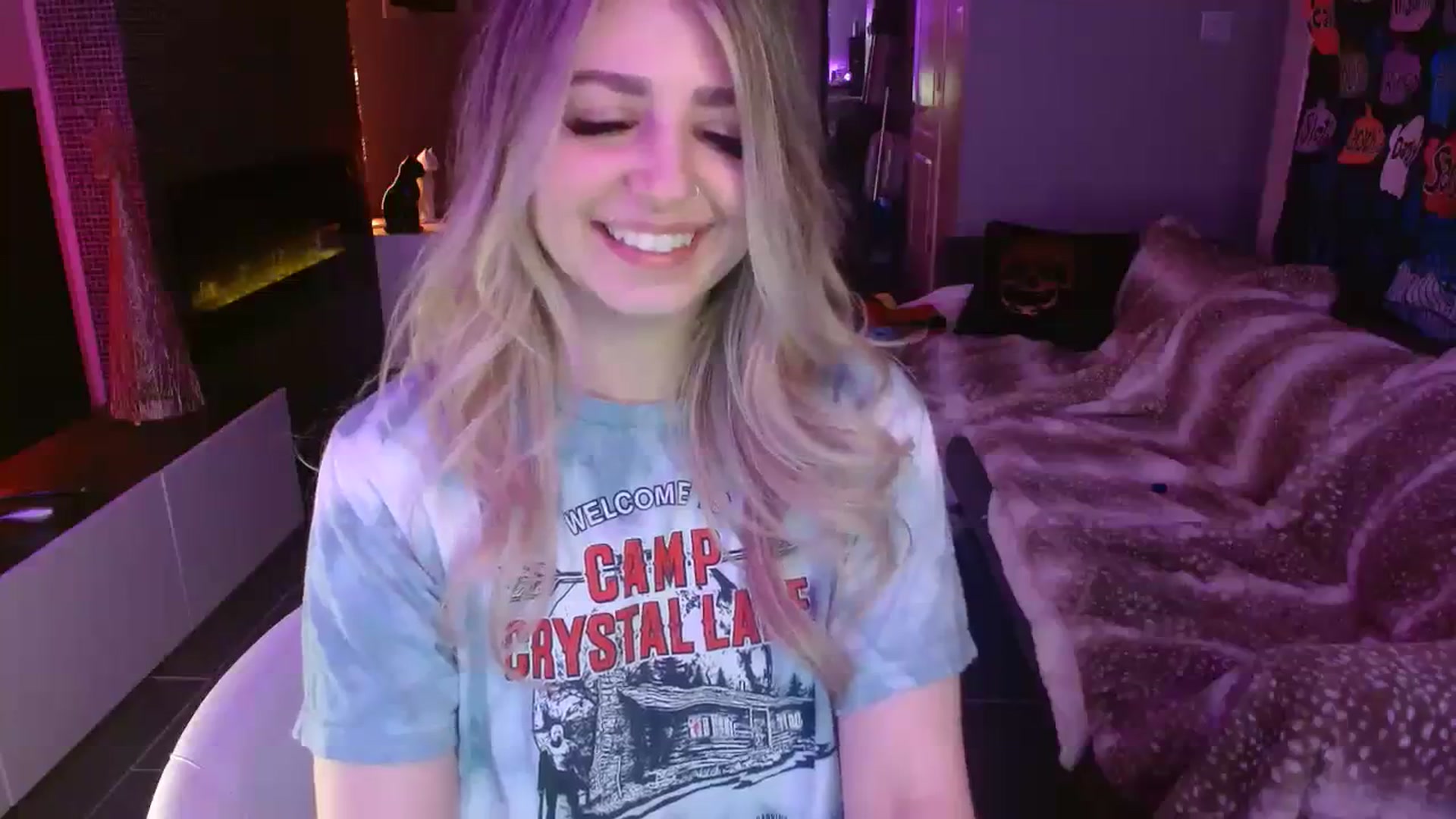 Gallery image thumbnail from Serafina's myfreecams stream on, 11/30/2023, 04:49 image 5 of 20