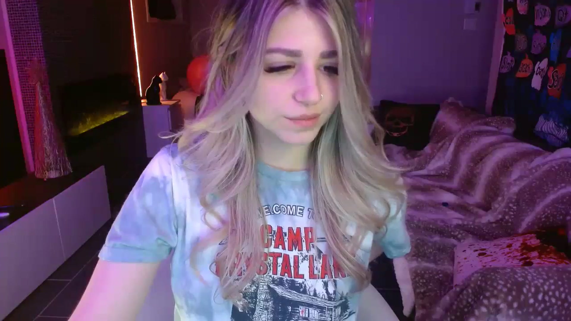 Gallery image thumbnail from Serafina's myfreecams stream on, 11/30/2023, 04:49 image 8 of 20