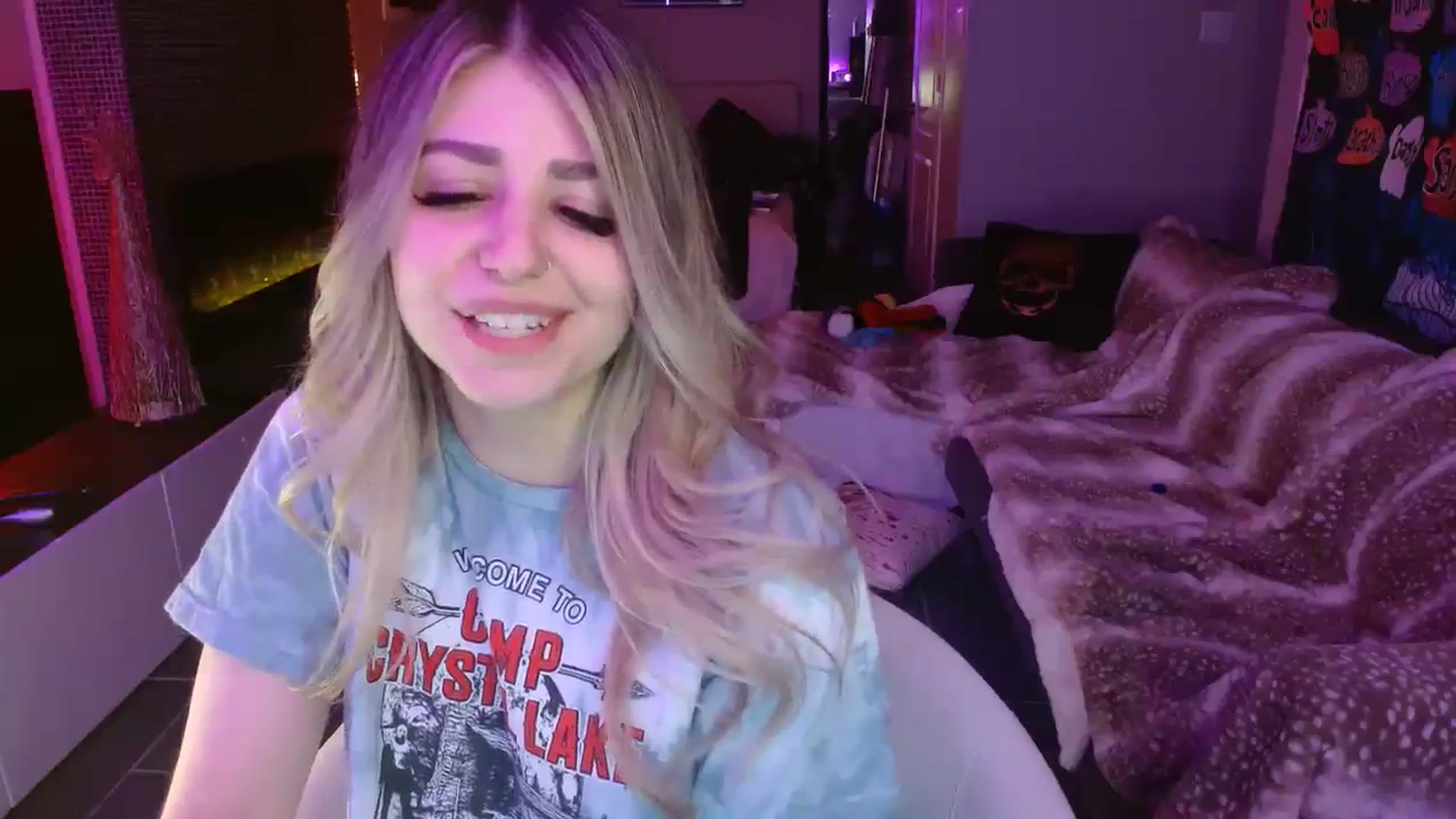 Gallery image thumbnail from Serafina's myfreecams stream on, 11/30/2023, 04:49 image 3 of 20