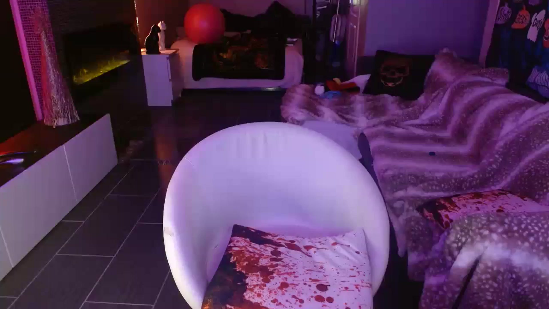 Gallery image thumbnail from Serafina's myfreecams stream on, 11/30/2023, 06:18 image 5 of 20