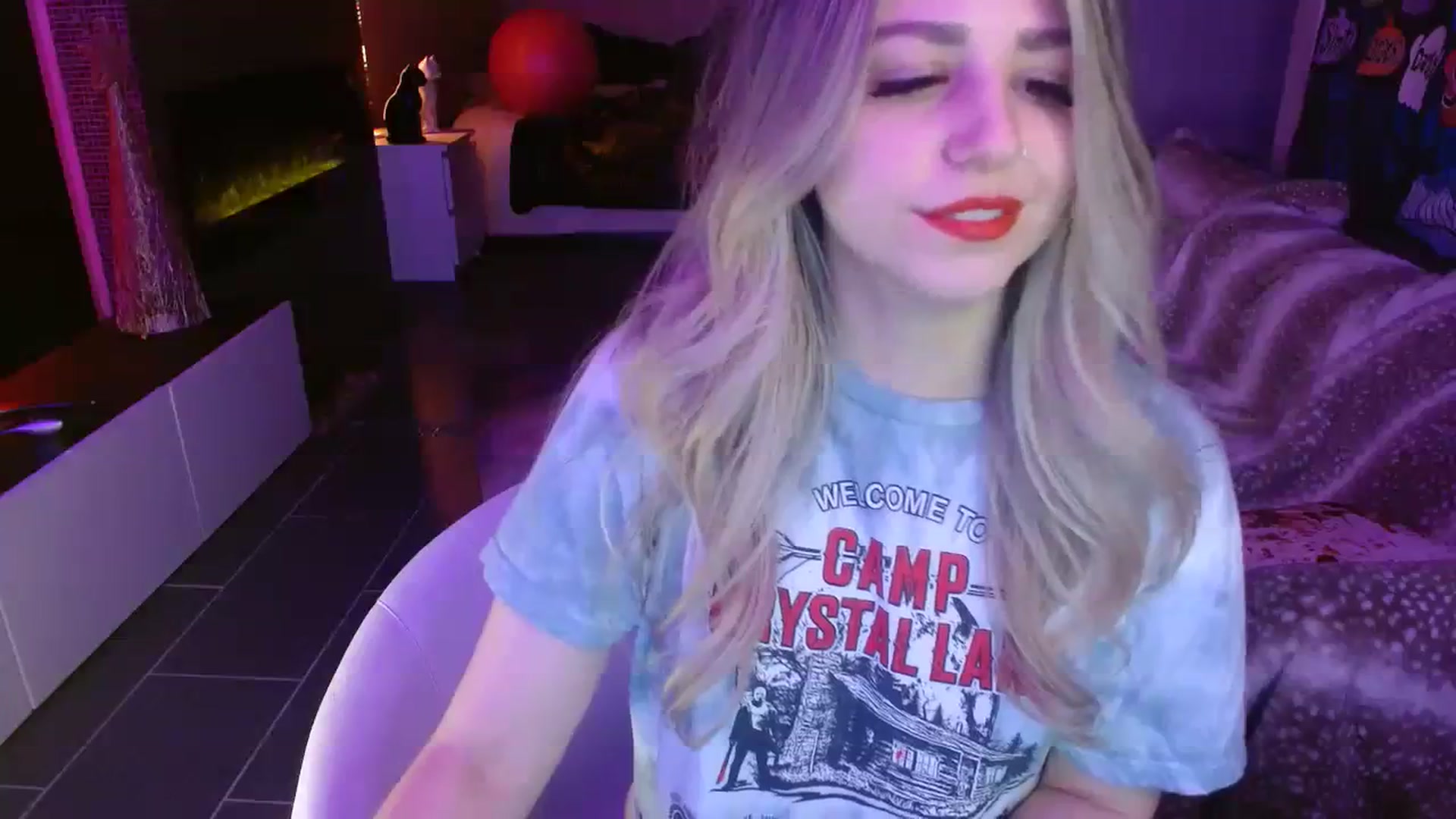 Gallery image thumbnail from Serafina's myfreecams stream on, 11/30/2023, 06:18 image 10 of 20