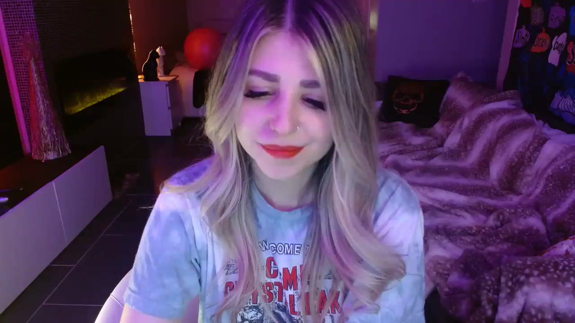 Gallery image thumbnail from Serafina's myfreecams stream on, 11/30/2023, 07:40 image 5 of 20