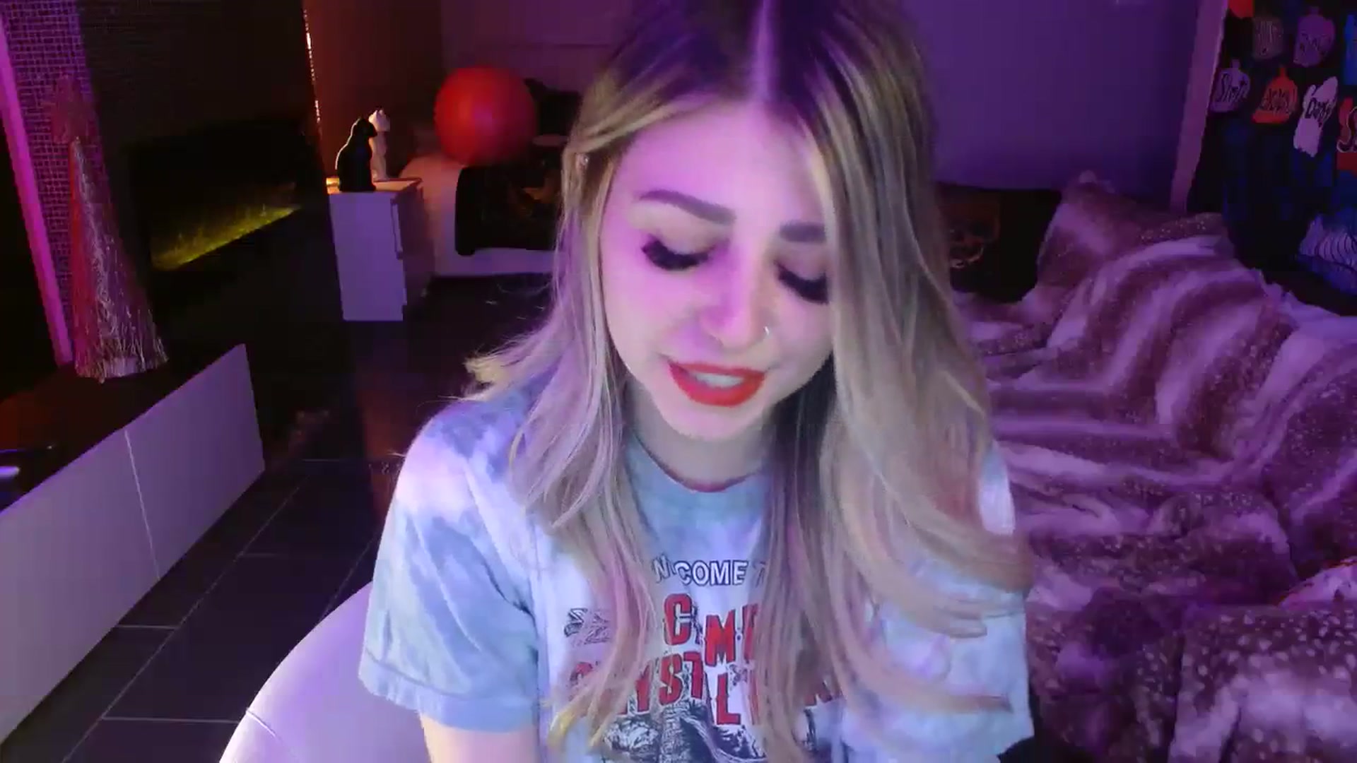 Gallery image thumbnail from Serafina's myfreecams stream on, 11/30/2023, 07:40 image 6 of 20