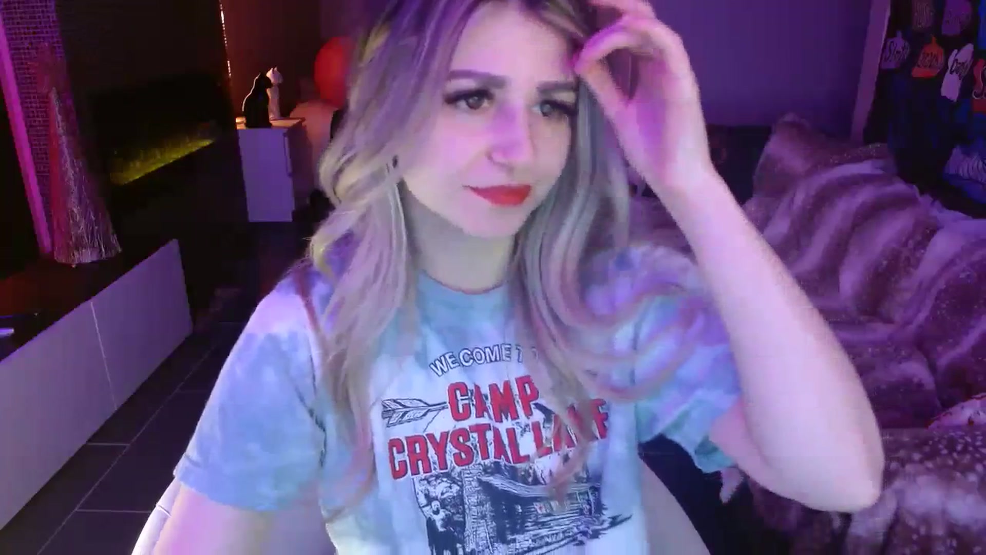 Gallery image thumbnail from Serafina's myfreecams stream on, 11/30/2023, 07:40 image 17 of 20