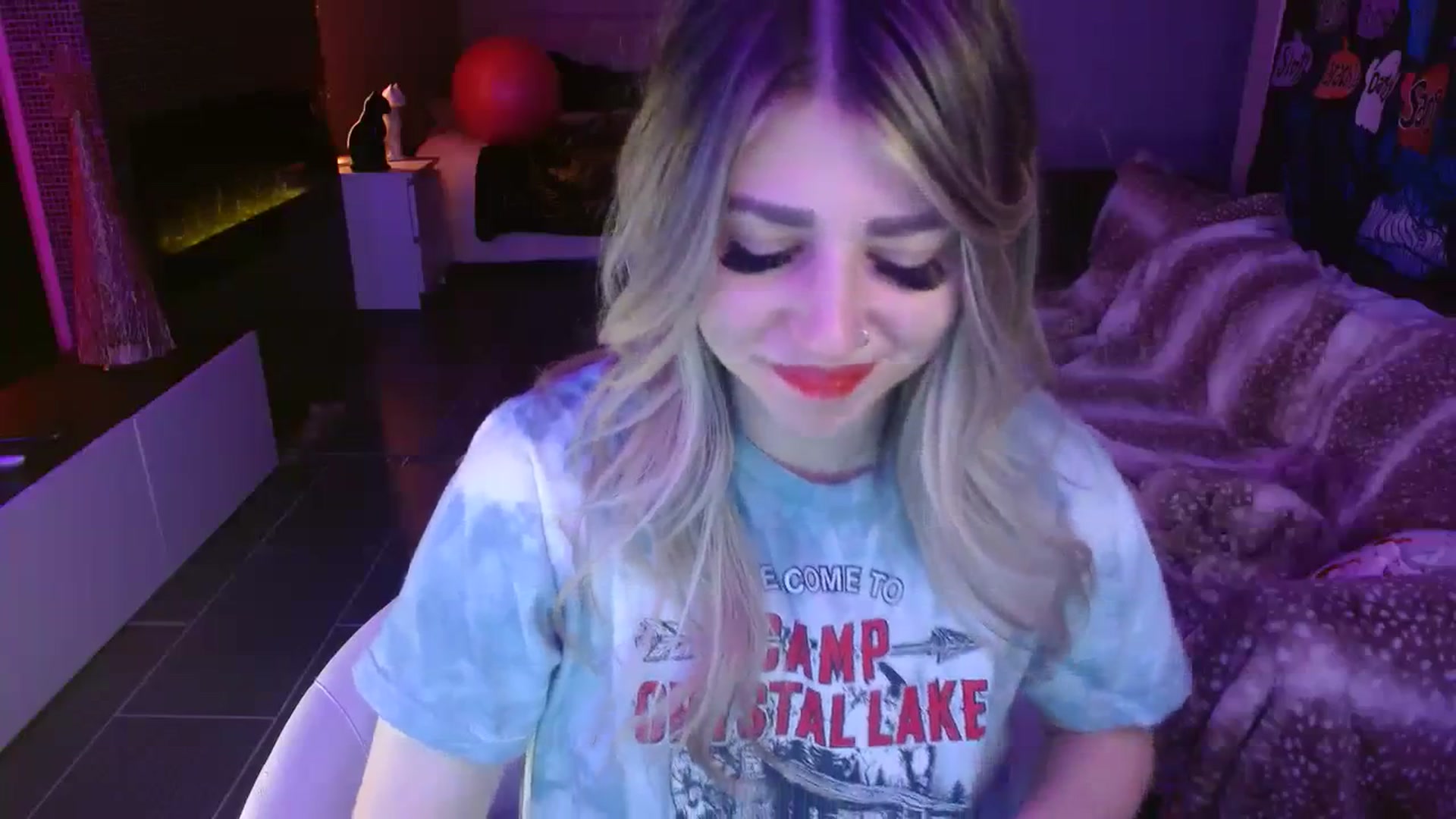 Gallery image thumbnail from Serafina's myfreecams stream on, 11/30/2023, 08:24 image 18 of 20