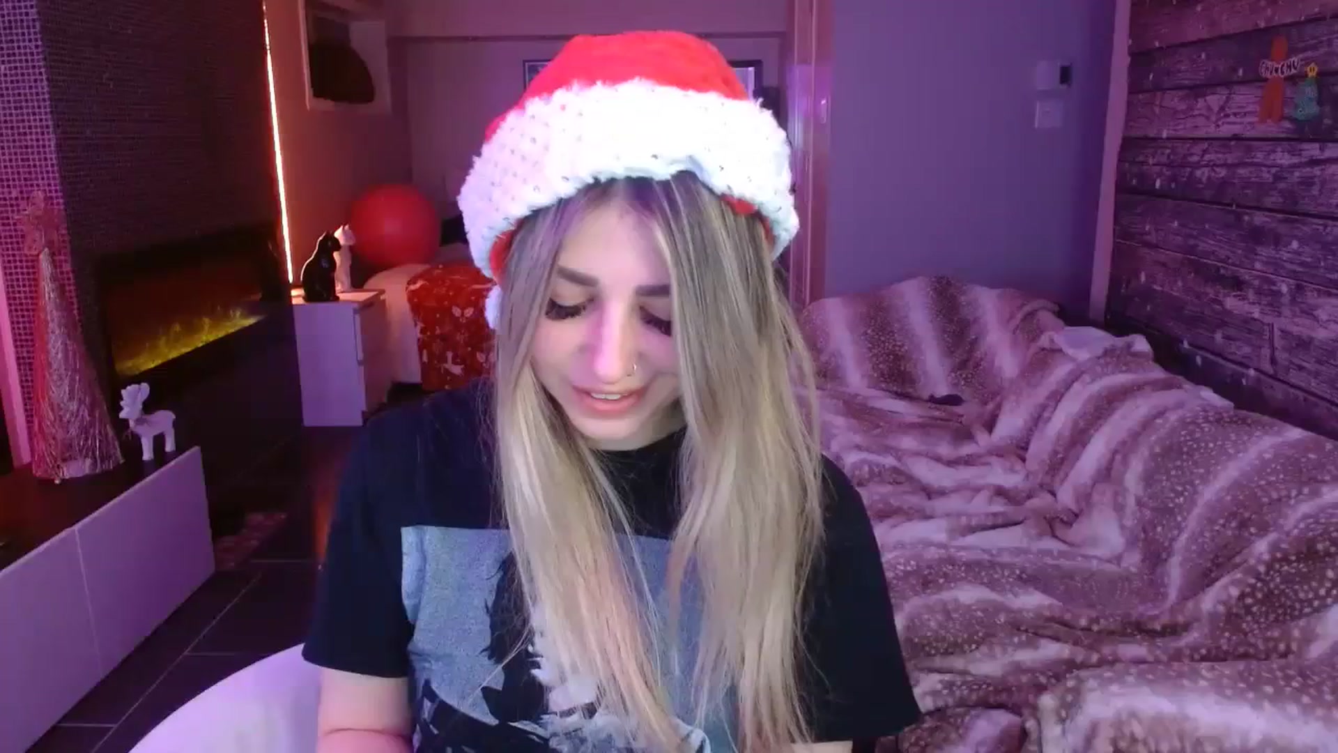 Gallery image thumbnail from Serafina's myfreecams stream on, 12/05/2023, 04:17 image 8 of 20