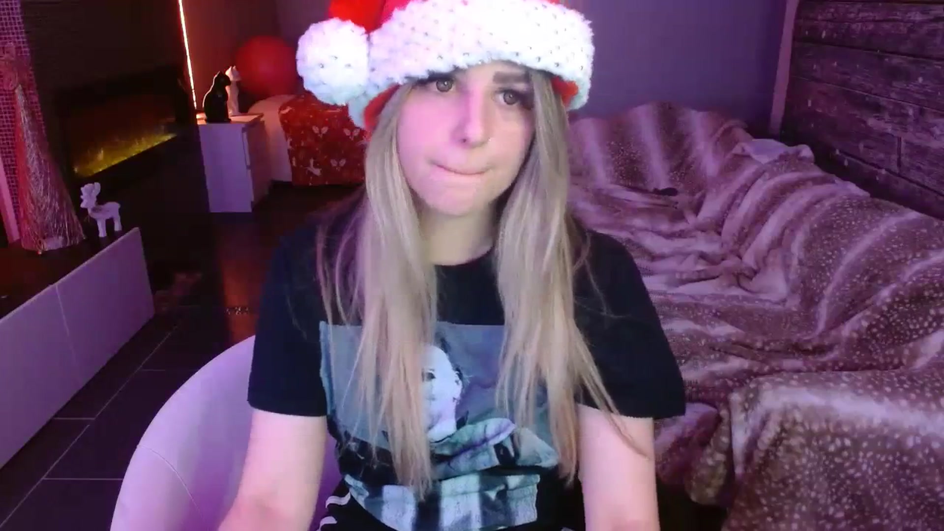 Gallery image thumbnail from Serafina's myfreecams stream on, 12/05/2023, 04:17 image 6 of 20