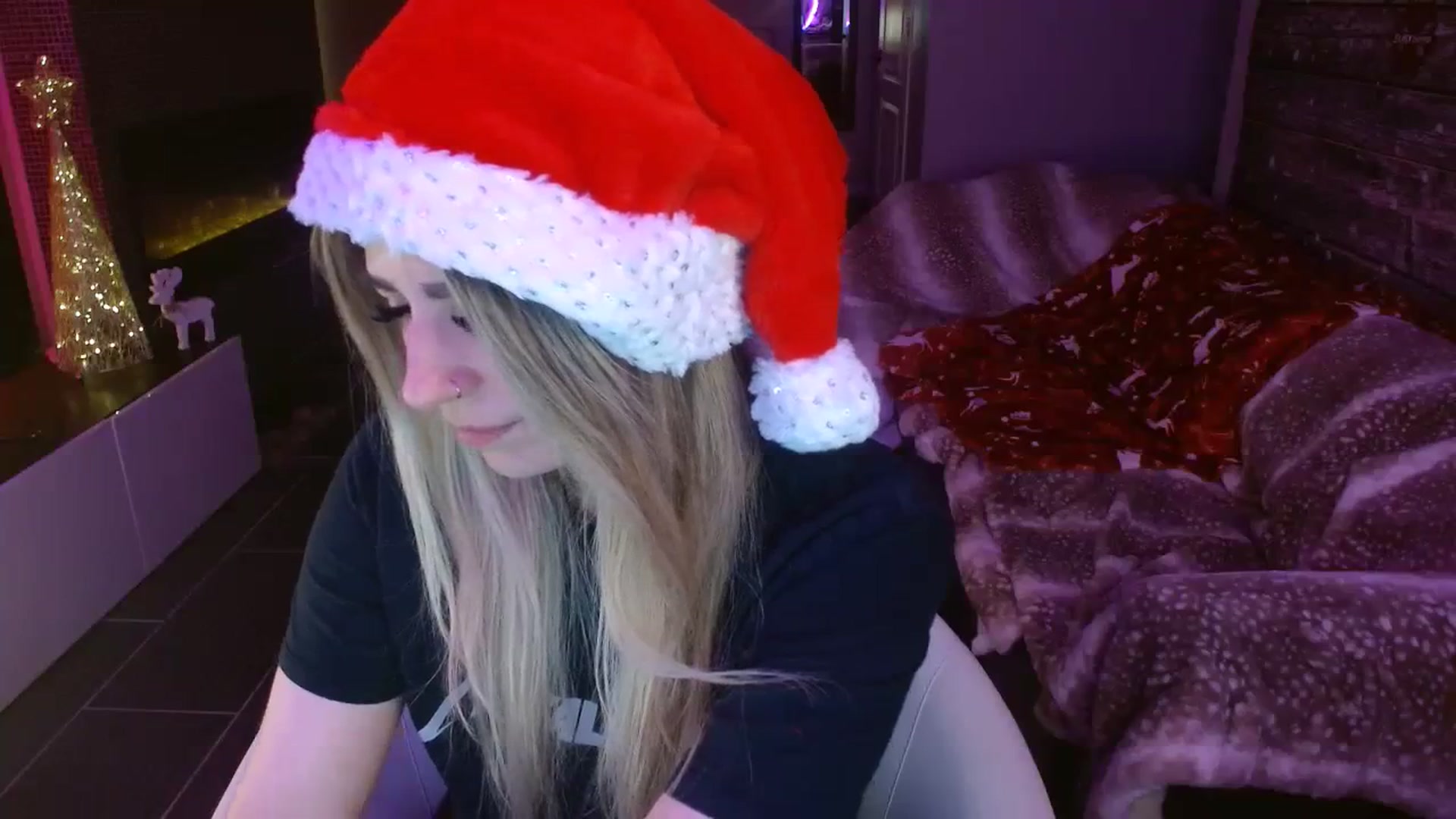 Gallery image thumbnail from Serafina's myfreecams stream on, 12/10/2023, 04:48 image 9 of 20