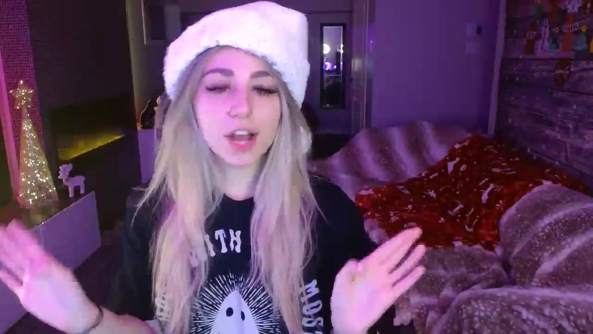 Gallery image thumbnail from Serafina's myfreecams stream on, 12/11/2023, 02:57 image 9 of 20