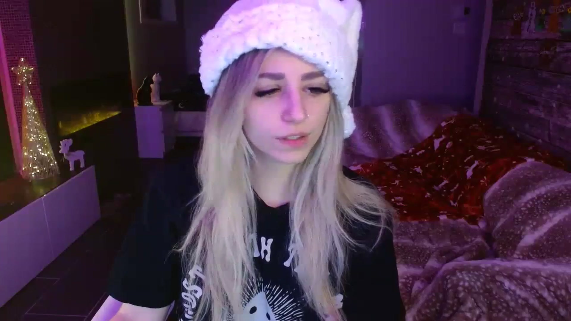 Gallery image thumbnail from Serafina's myfreecams stream on, 12/11/2023, 02:57 image 17 of 20