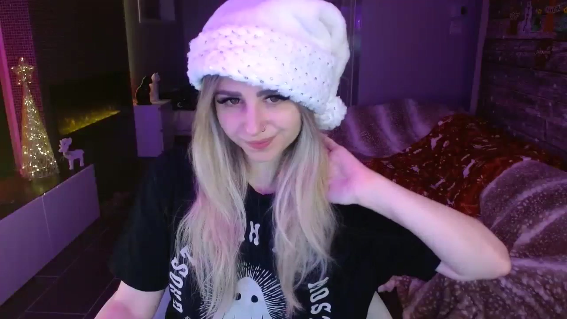 Gallery image thumbnail from Serafina's myfreecams stream on, 12/11/2023, 02:57 image 20 of 20