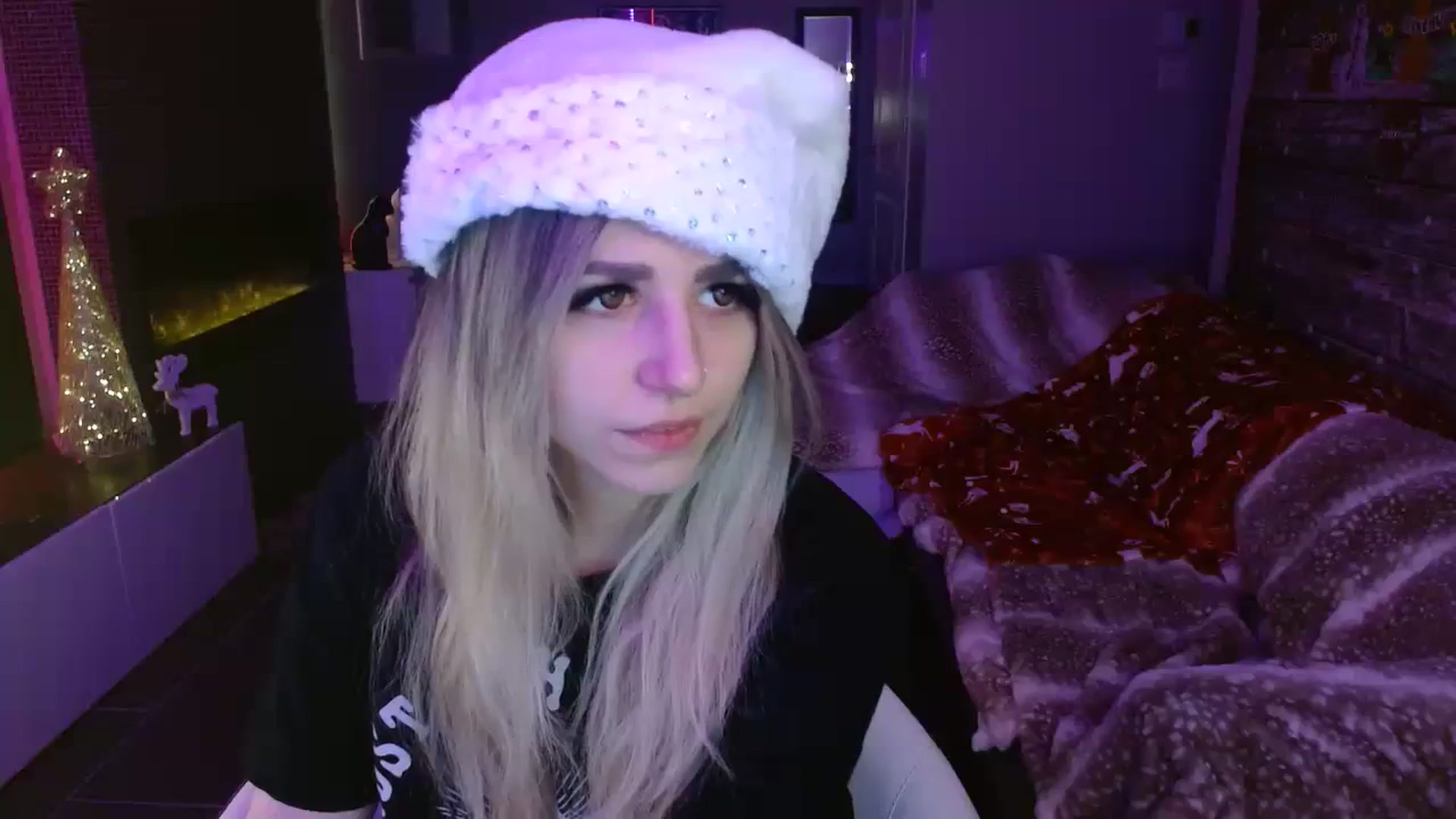 Gallery image thumbnail from Serafina's myfreecams stream on, 12/11/2023, 02:57 image 12 of 20