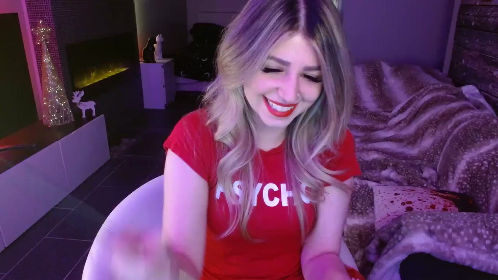 Gallery image thumbnail from Serafina's myfreecams stream on, 12/15/2023, 04:38 image 11 of 20