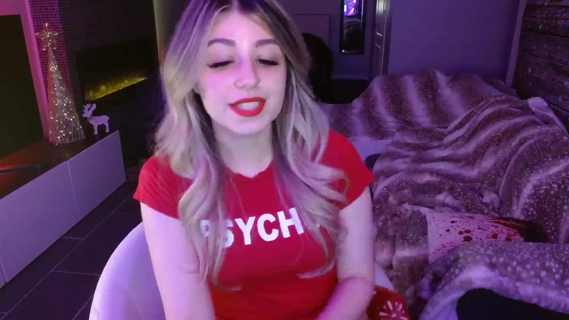 Gallery image thumbnail from Serafina's myfreecams stream on, 12/15/2023, 04:38 image 14 of 20