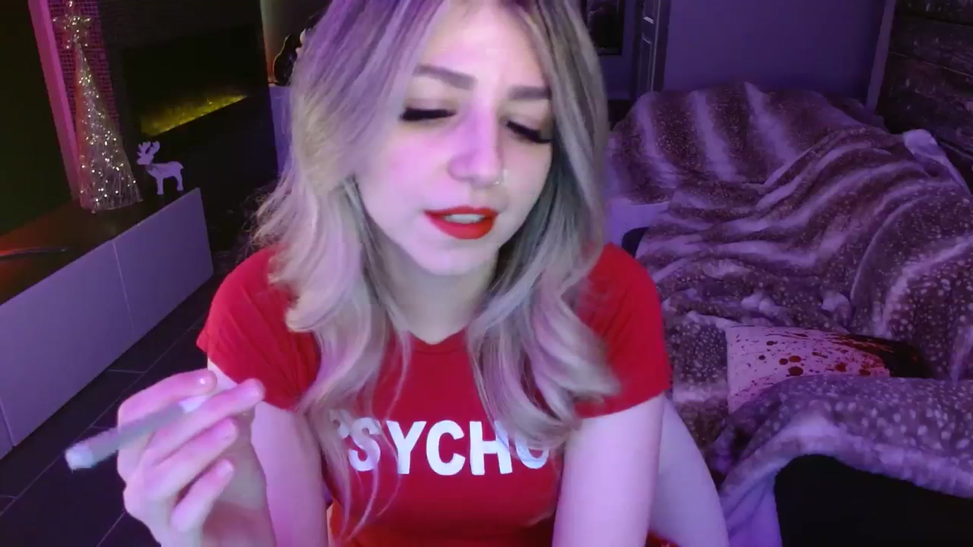 Gallery image thumbnail from Serafina's myfreecams stream on, 12/15/2023, 04:38 image 3 of 20