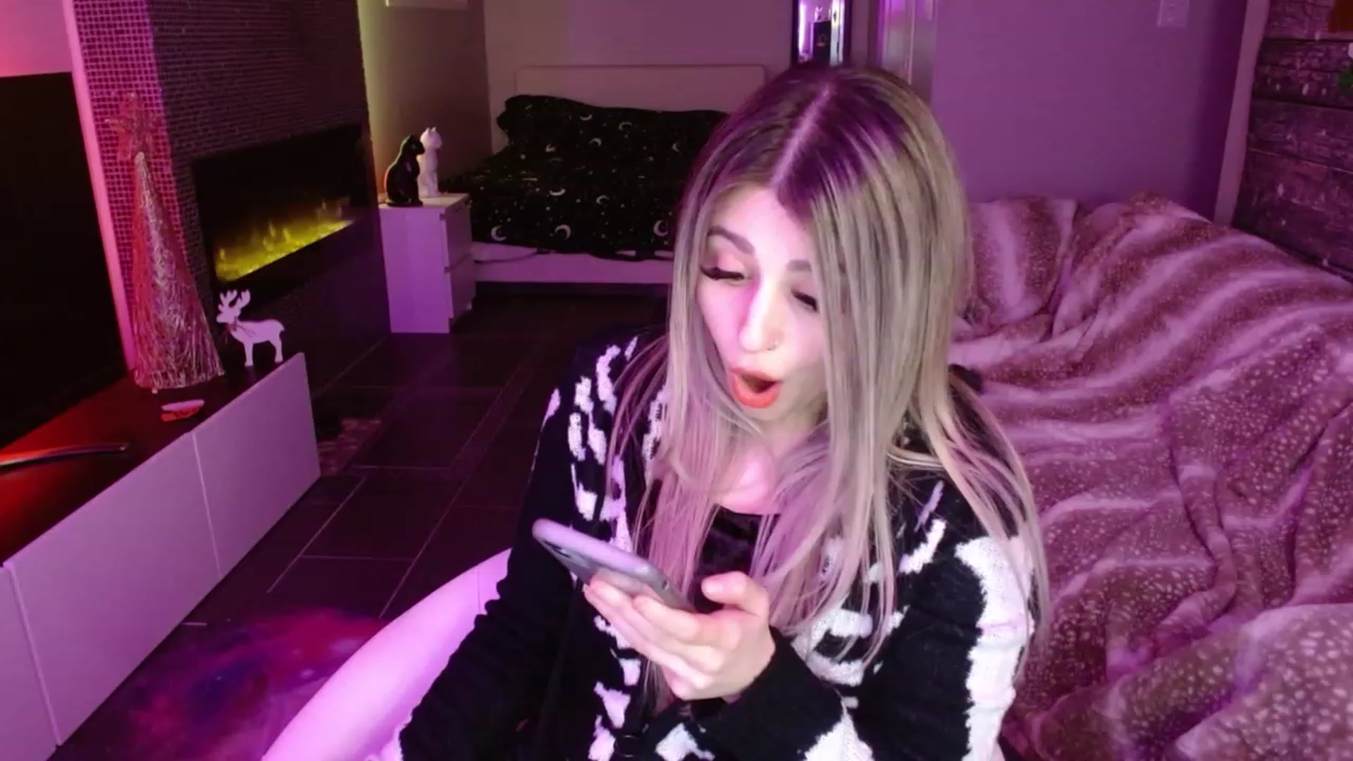 Gallery image thumbnail from Serafina's myfreecams stream on, 12/21/2023, 08:12 image 17 of 20