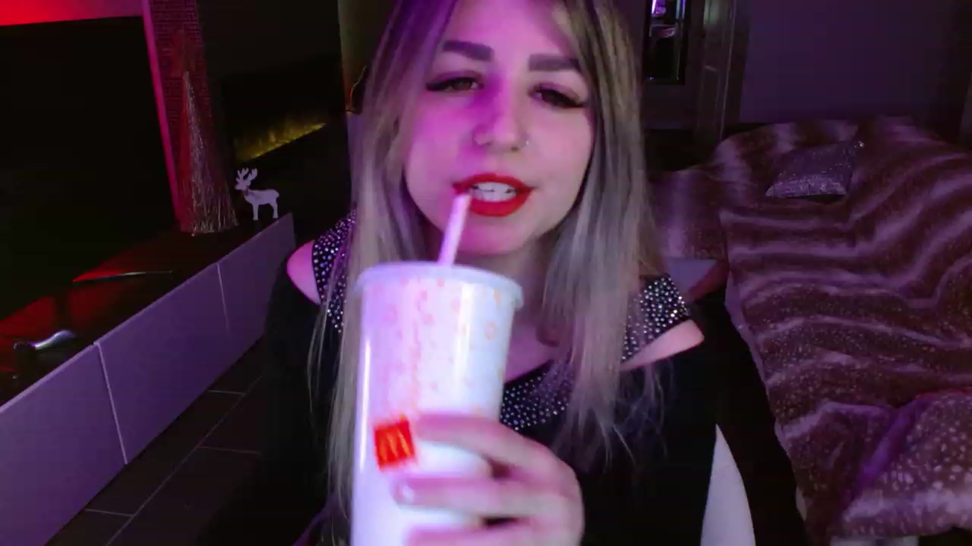 Gallery image thumbnail from Serafina's myfreecams stream on, 12/26/2023, 04:25 image 4 of 20