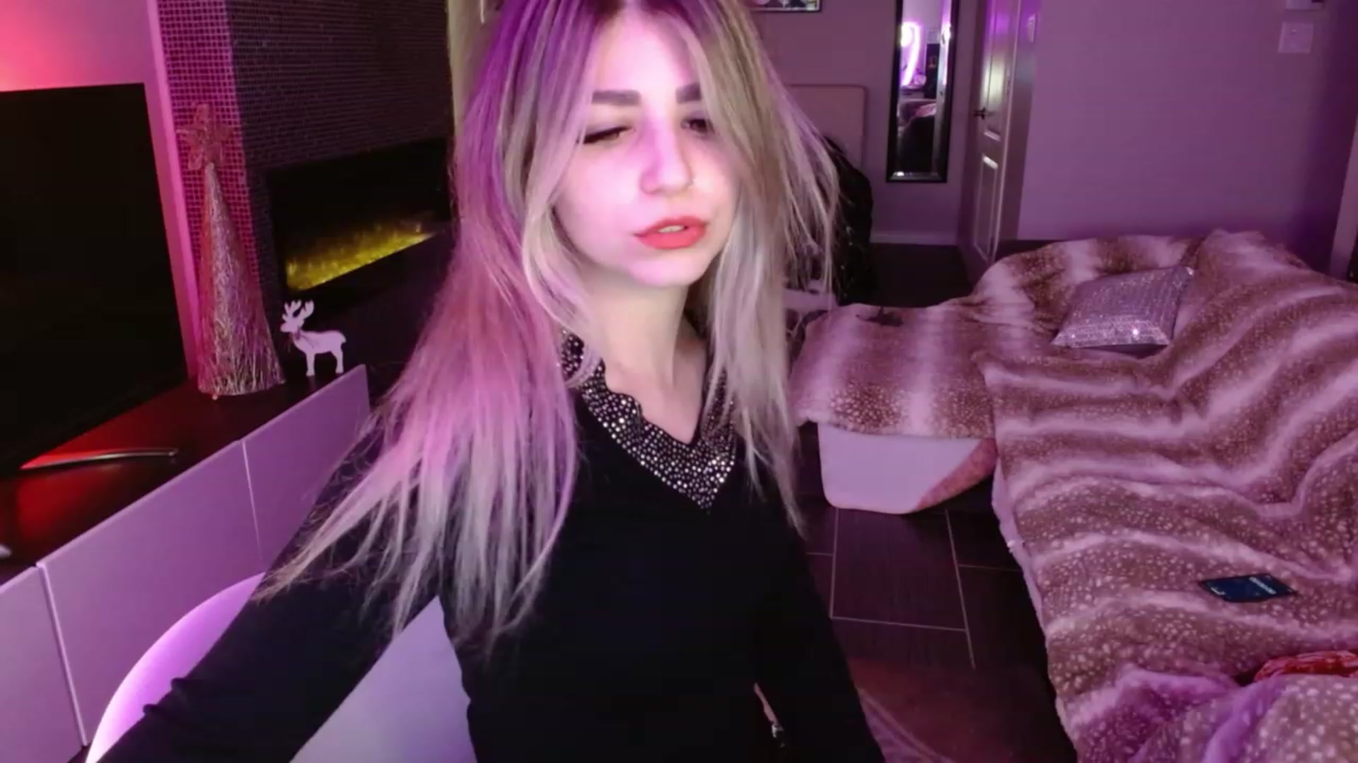 Gallery image thumbnail from Serafina's myfreecams stream on, 12/26/2023, 04:25 image 19 of 20