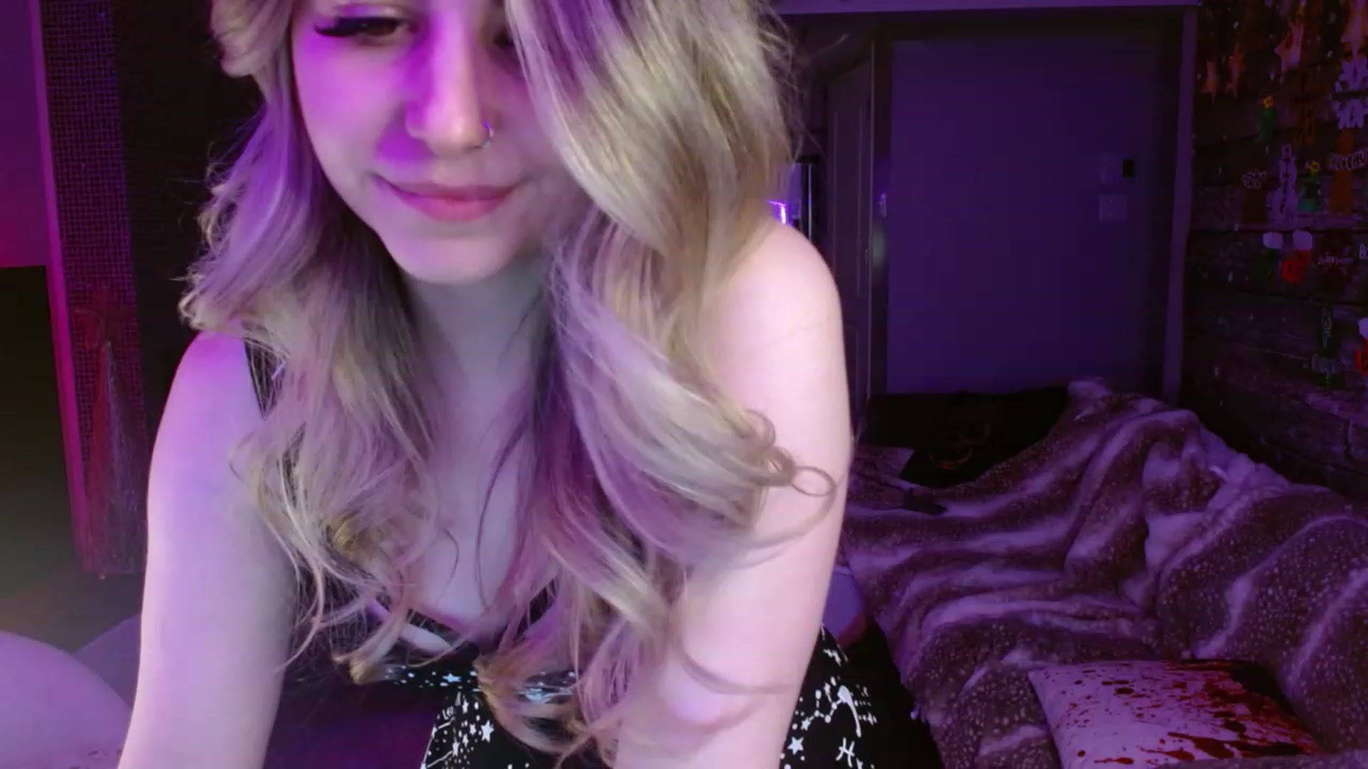 Gallery image thumbnail from Serafina's myfreecams stream on, 12/28/2023, 07:01 image 8 of 20