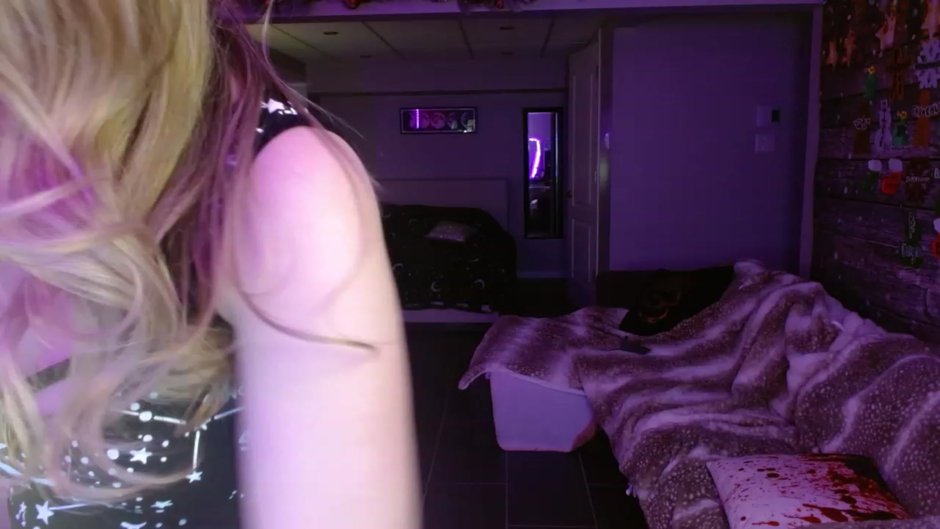 Gallery image thumbnail from Serafina's myfreecams stream on, 12/28/2023, 07:01 image 7 of 20