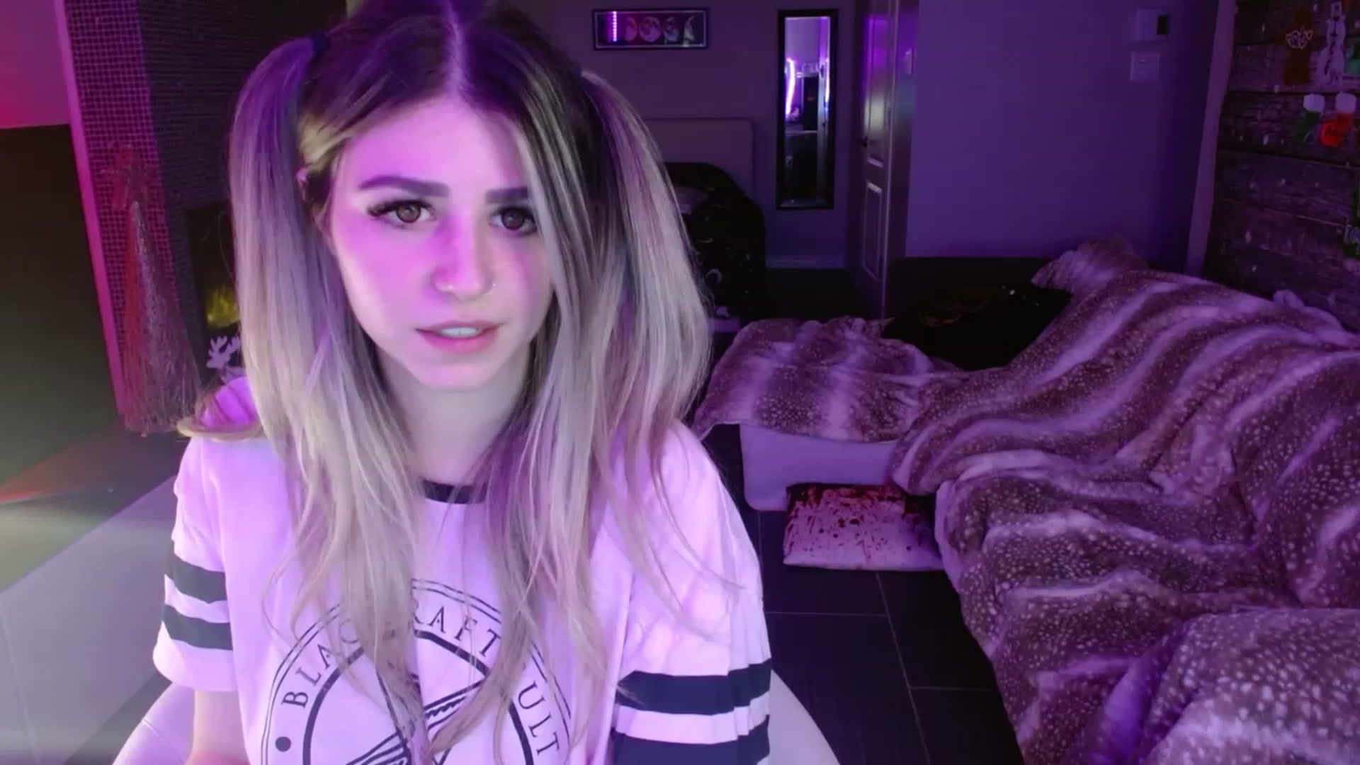Gallery image thumbnail from Serafina's myfreecams stream on, 12/30/2023, 04:46 image 6 of 20