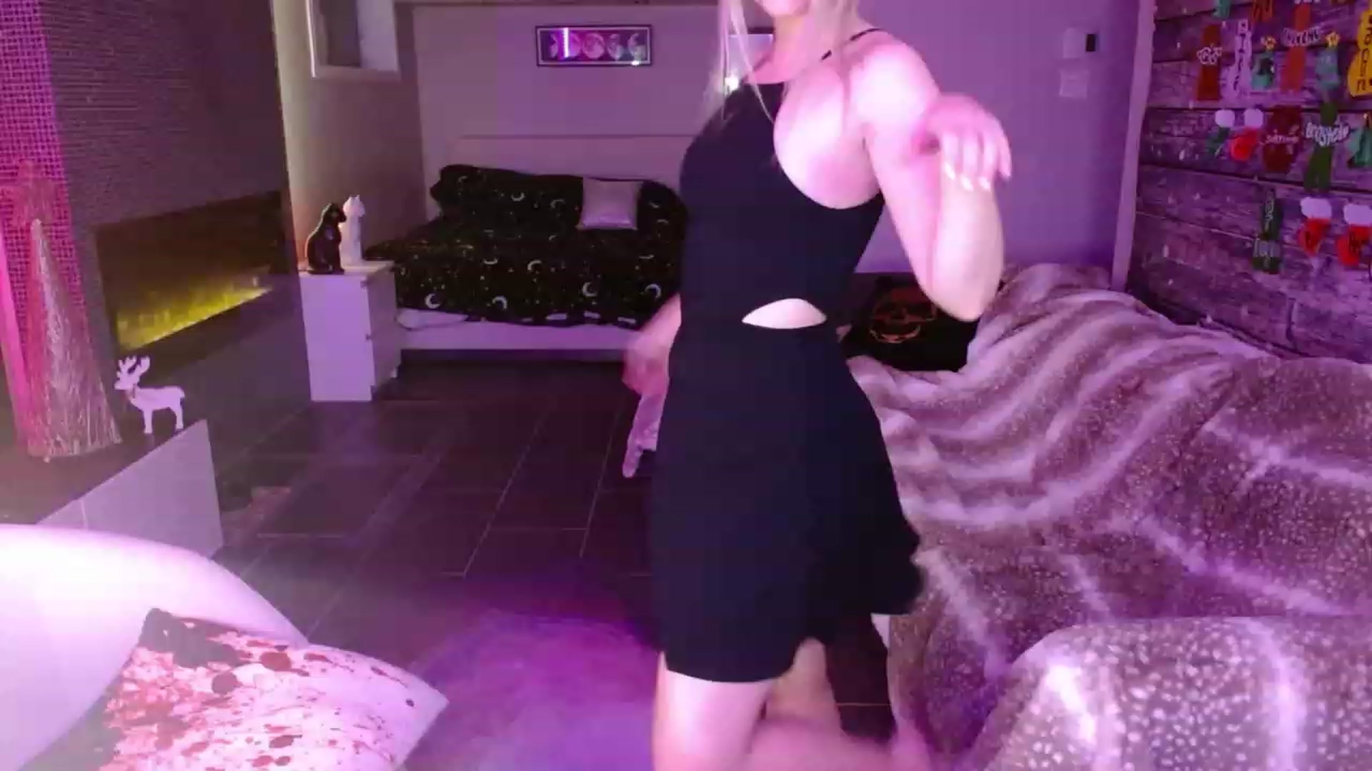 Gallery image thumbnail from Serafina's myfreecams stream on, 12/31/2023, 04:50 image 5 of 20