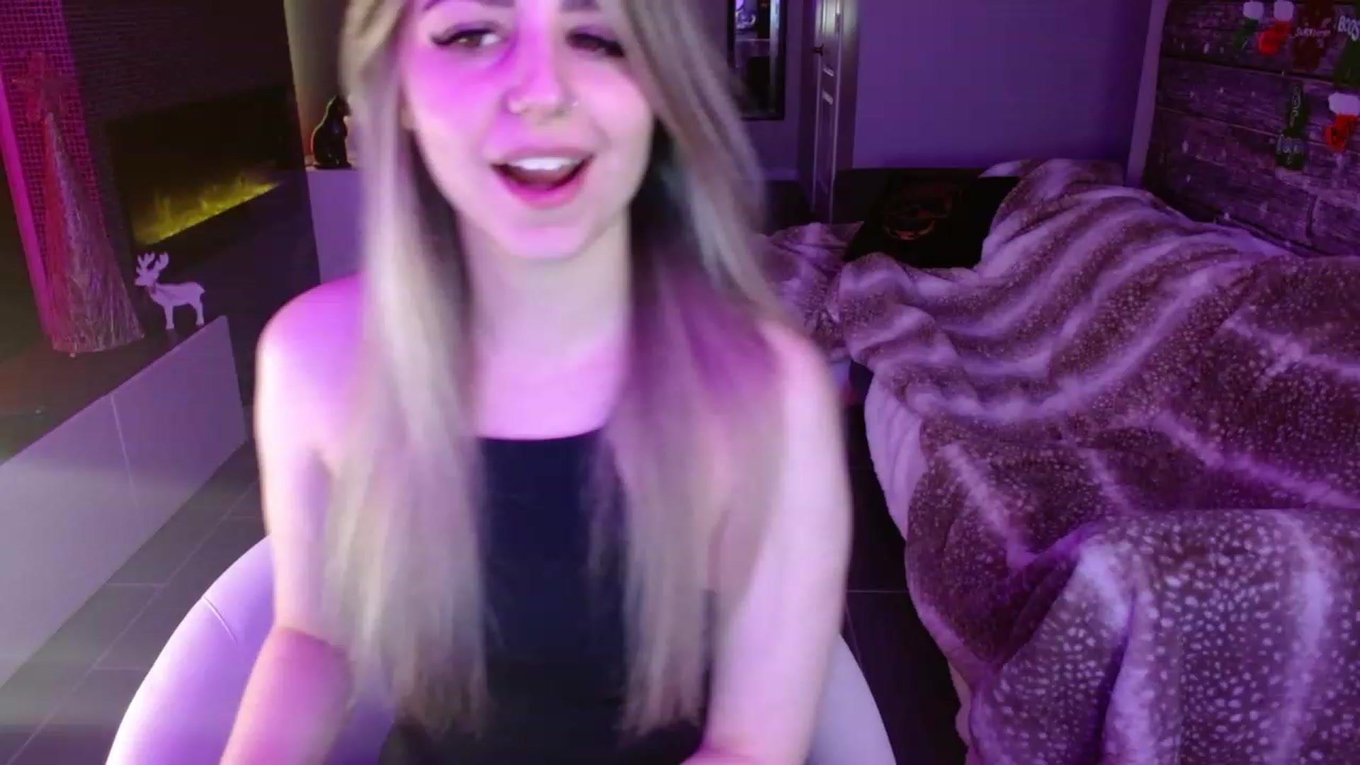 Gallery image thumbnail from Serafina's myfreecams stream on, 12/31/2023, 04:50 image 12 of 20