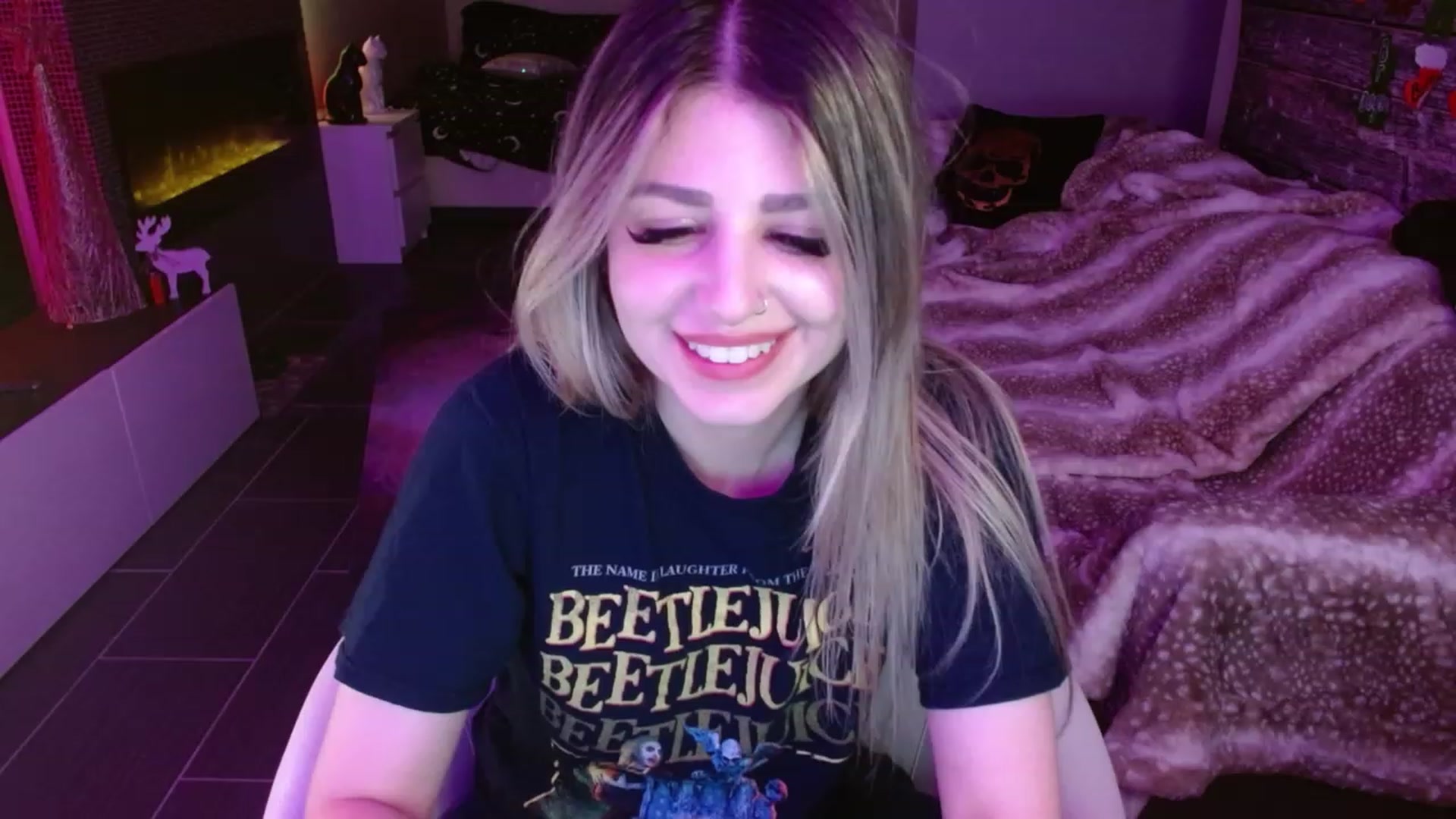 Gallery image thumbnail from Serafina's myfreecams stream on, 01/07/2024, 05:40 image 12 of 20