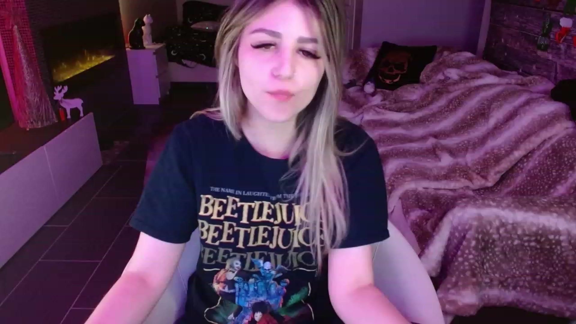 Gallery image thumbnail from Serafina's myfreecams stream on, 01/07/2024, 05:40 image 14 of 20