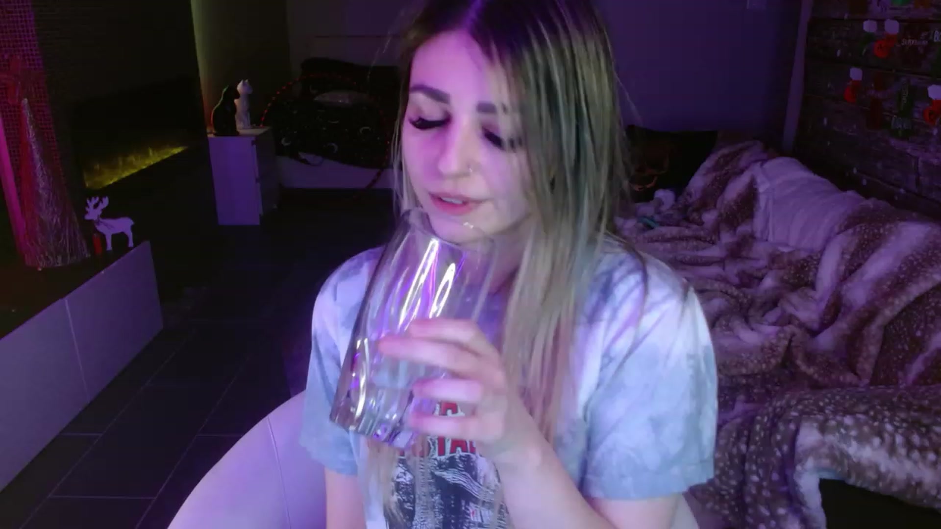 Gallery image thumbnail from Serafina's myfreecams stream on, 01/11/2024, 07:04 image 13 of 20