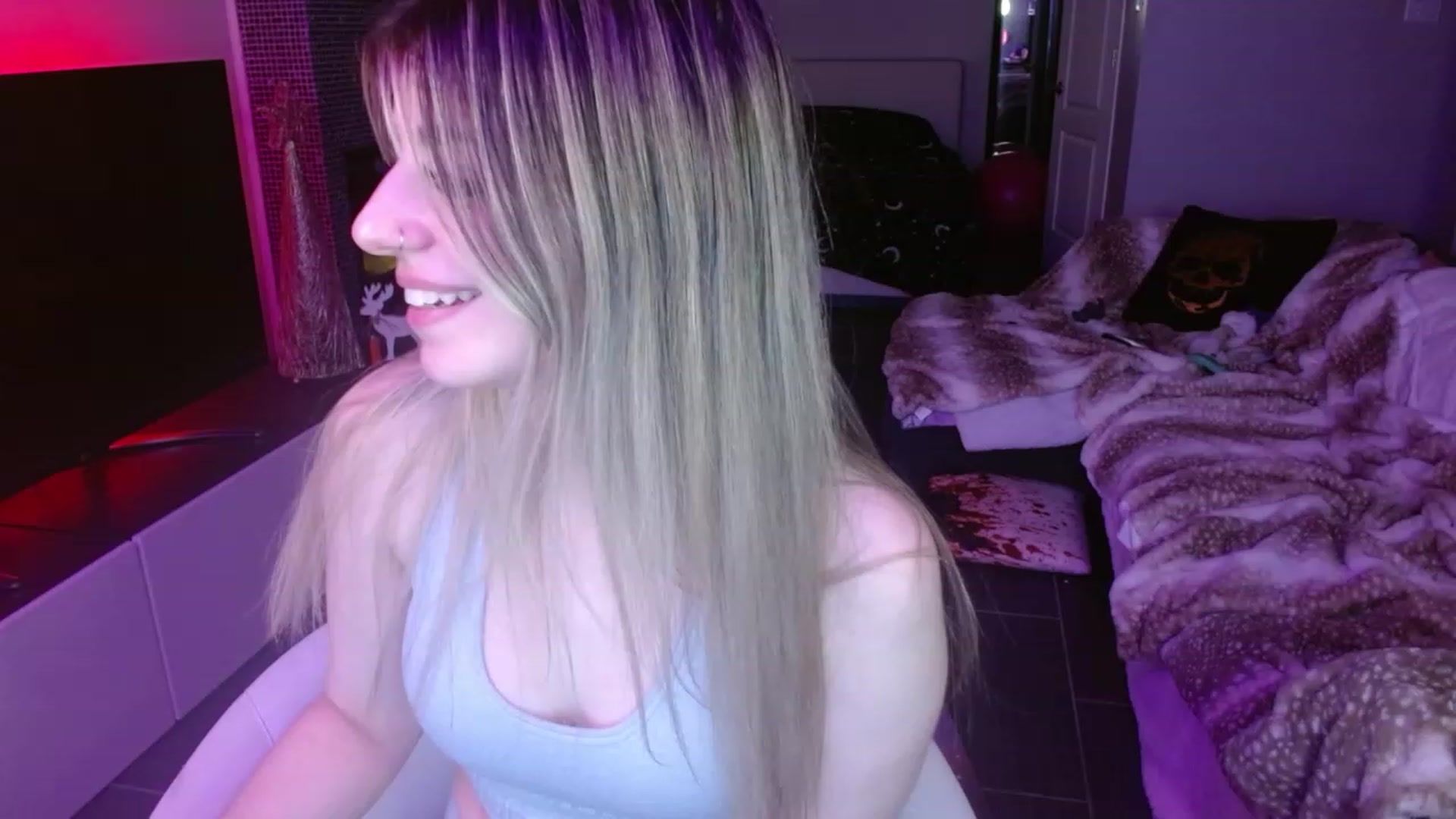 Gallery image thumbnail from Serafina's myfreecams stream on, 01/13/2024, 07:04 image 19 of 20