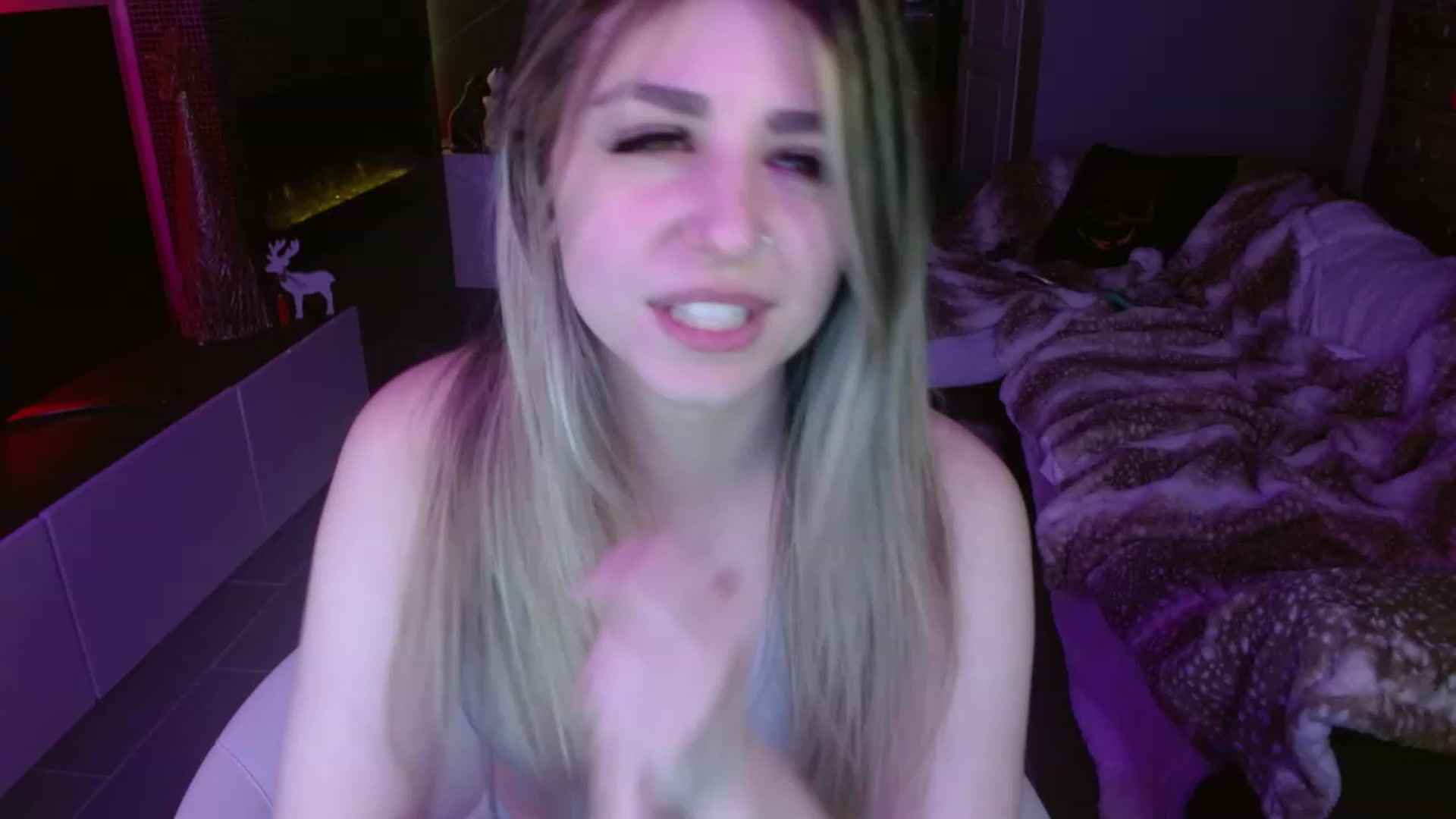 Gallery image thumbnail from Serafina's myfreecams stream on, 01/13/2024, 07:04 image 11 of 20