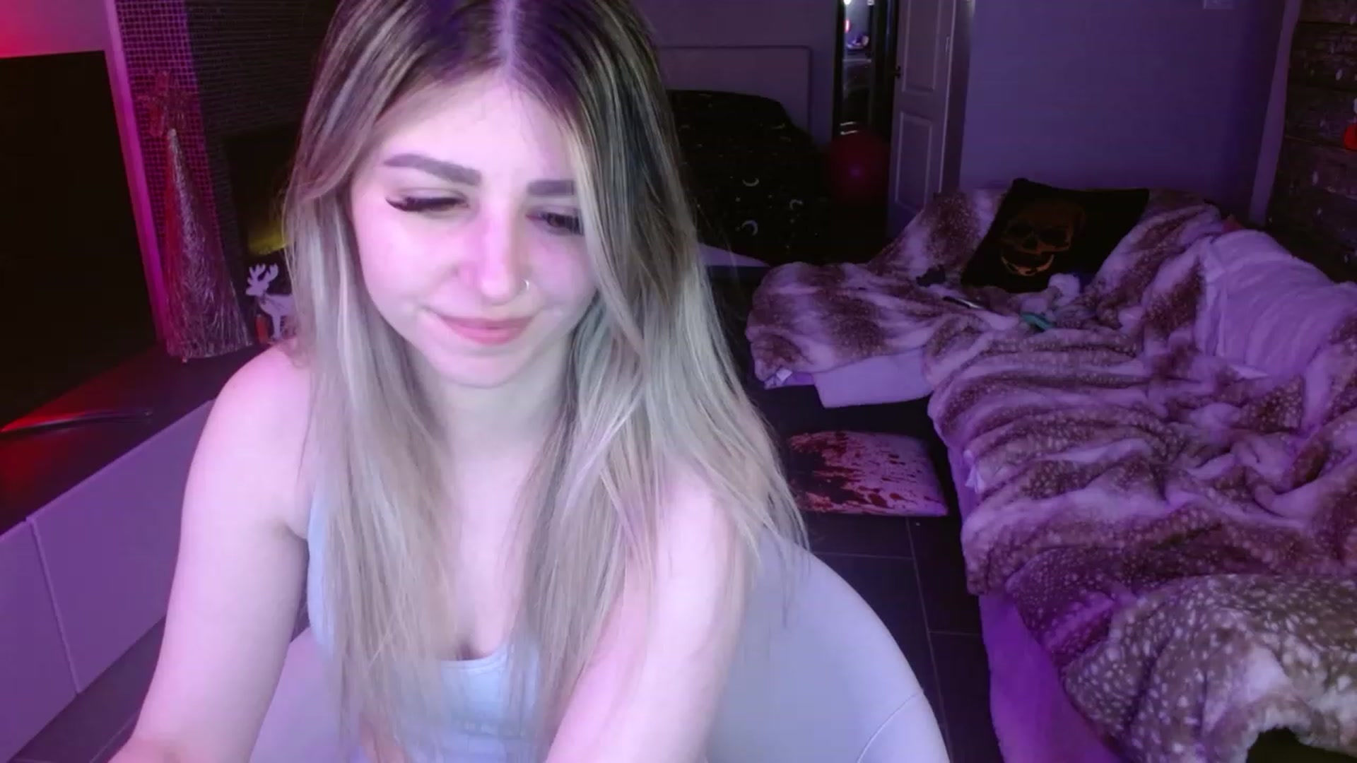 Gallery image thumbnail from Serafina's myfreecams stream on, 01/13/2024, 08:36 image 10 of 20