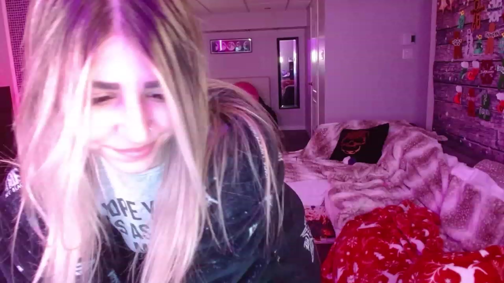 Gallery image thumbnail from Serafina's myfreecams stream on, 01/22/2024, 04:53 image 19 of 20