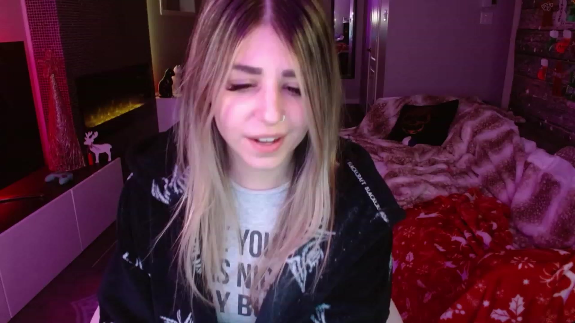 Gallery image thumbnail from Serafina's myfreecams stream on, 01/22/2024, 04:53 image 12 of 20