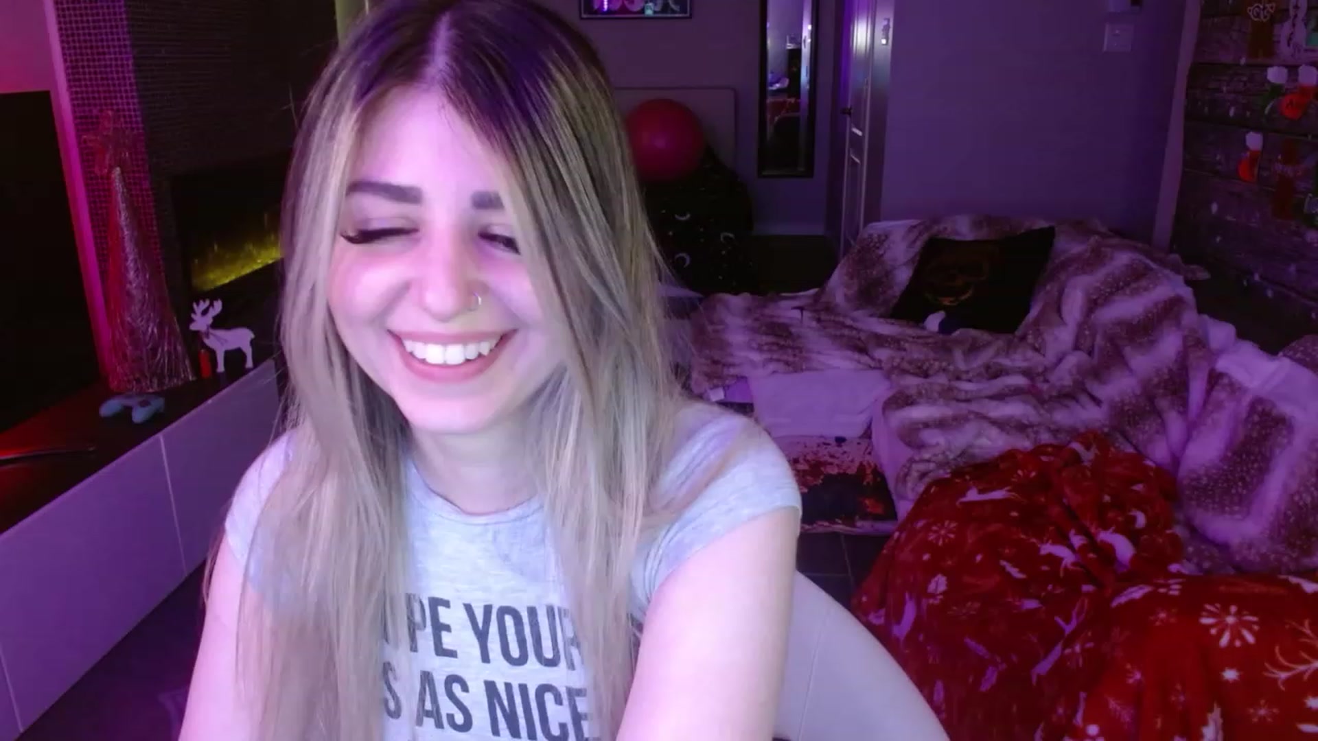 Gallery image thumbnail from Serafina's myfreecams stream on, 01/22/2024, 04:53 image 5 of 20