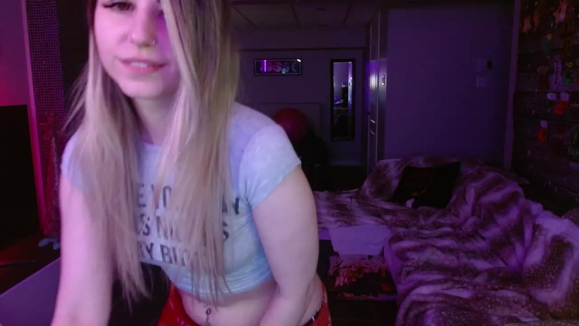 Gallery image thumbnail from Serafina's myfreecams stream on, 01/22/2024, 04:53 image 4 of 20