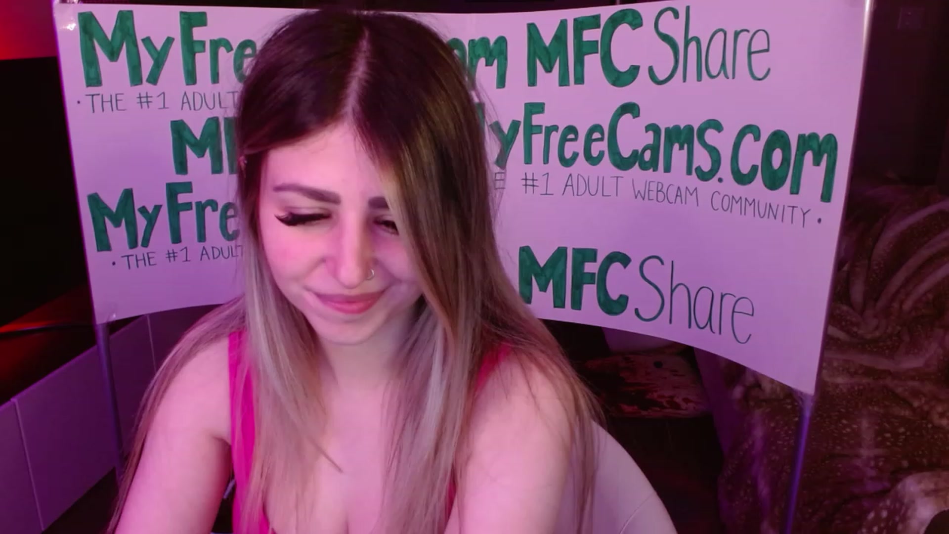 Gallery image thumbnail from Serafina's myfreecams stream on, 01/27/2024, 05:24 image 8 of 20