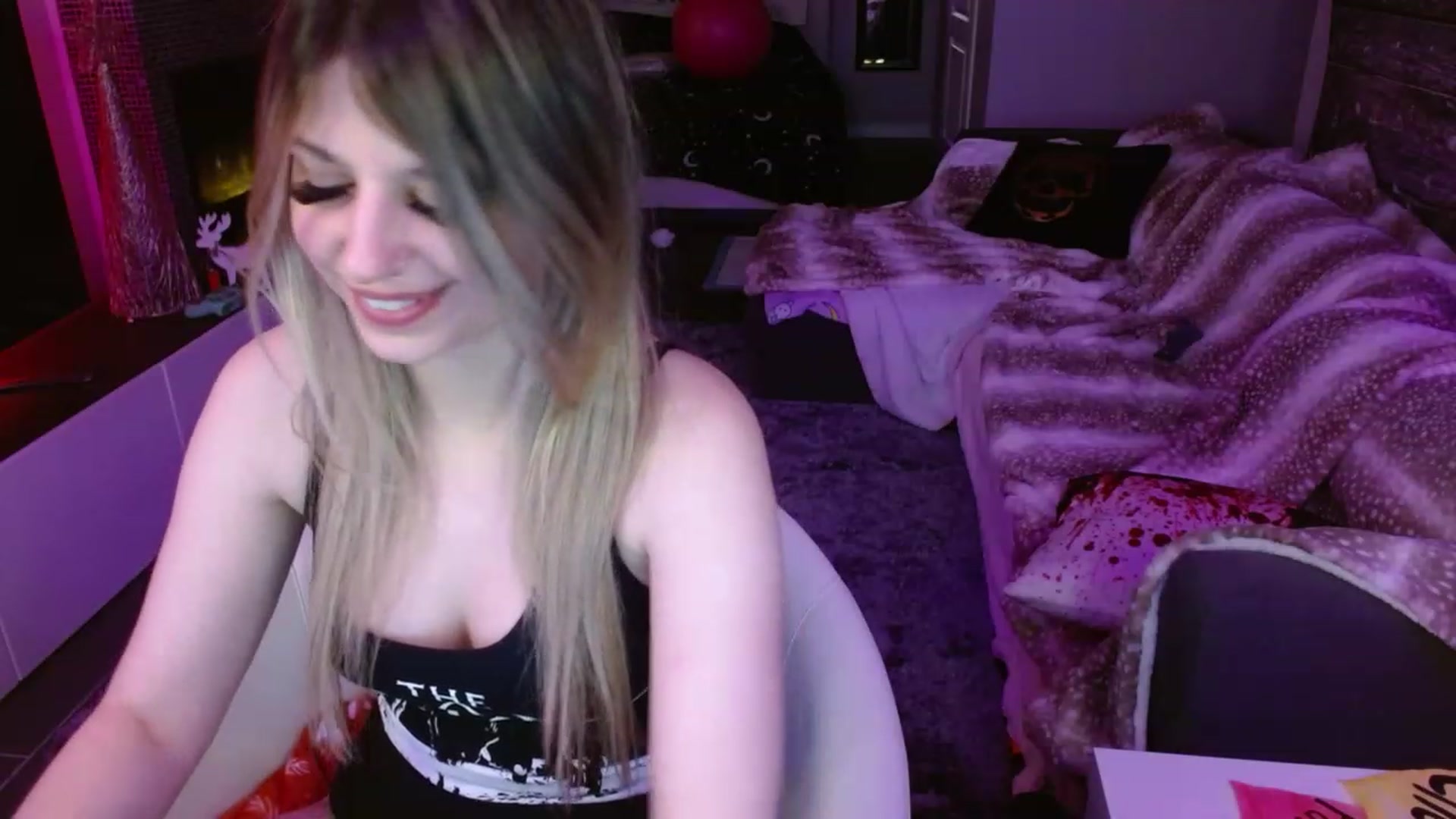 Gallery image thumbnail from Serafina's myfreecams stream on, 02/03/2024, 07:57 image 12 of 20